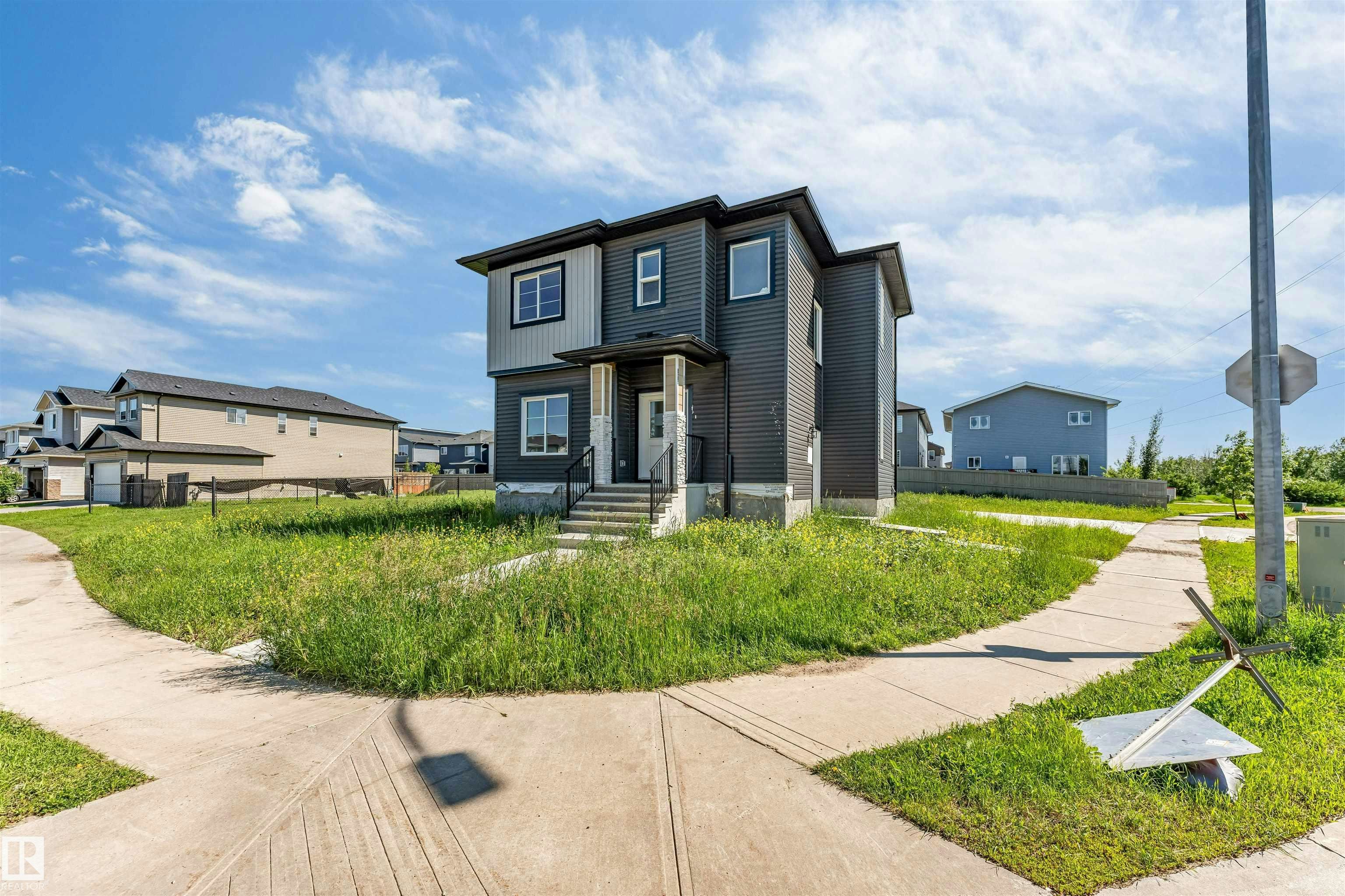 292 Fraser Way Nw, Edmonton, AB, T5Y 6C4