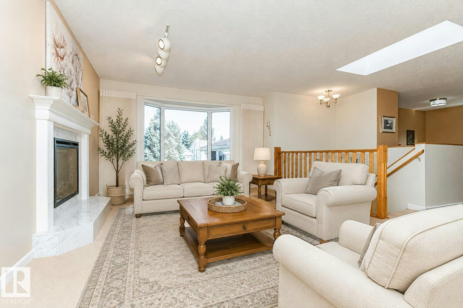 10439 14 Avenue NW, Edmonton, AB, T6J 5R7