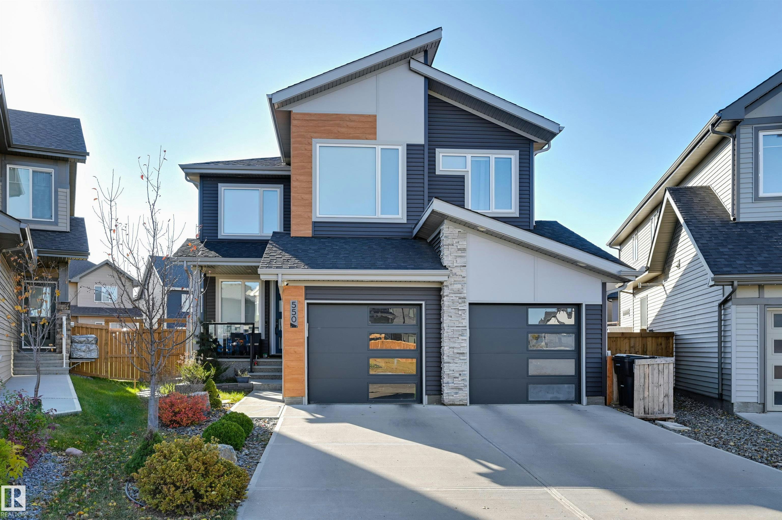 550 Eagleson Wynd, Edmonton, AB, T6M 0Y4