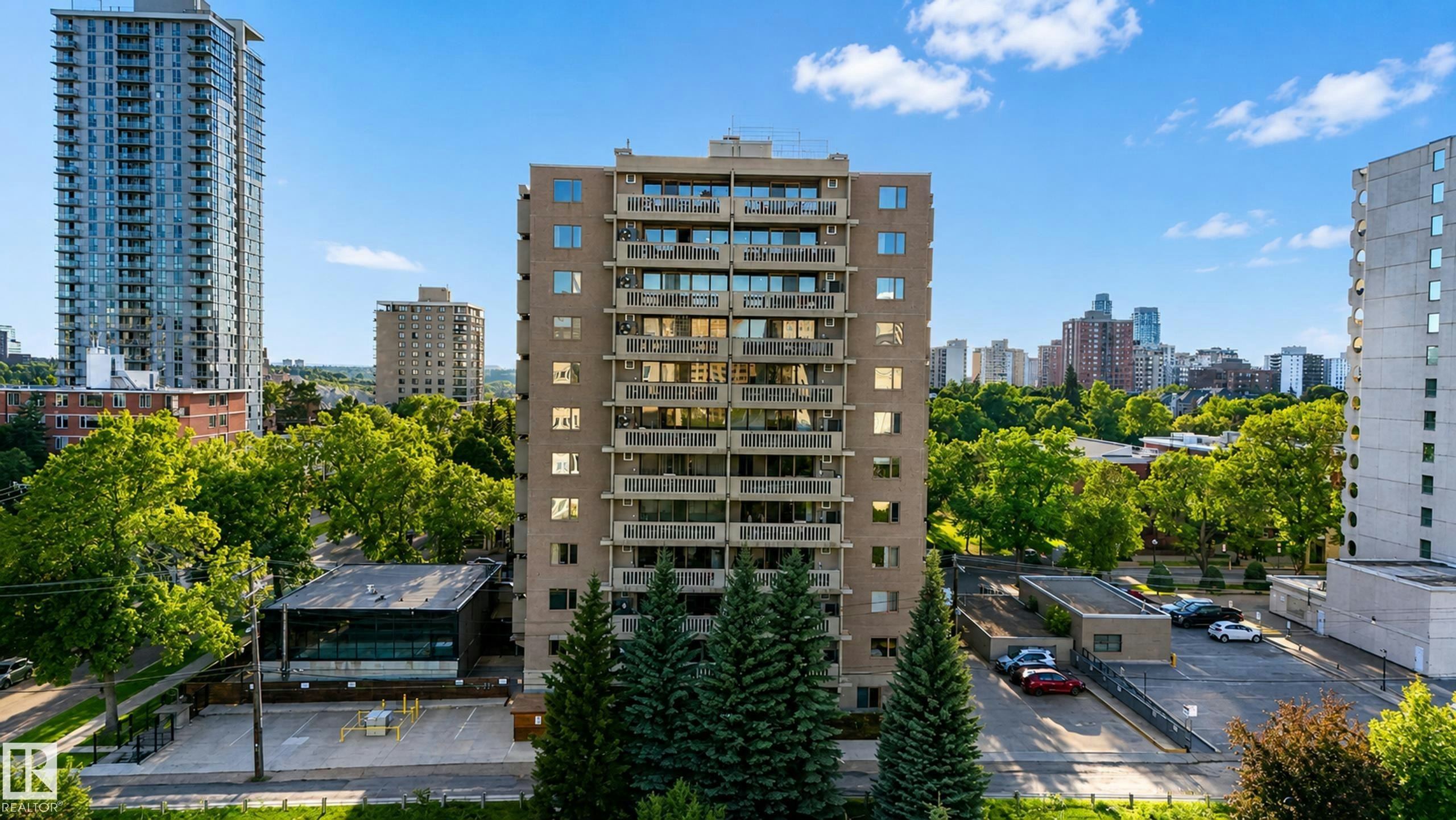 301-9809 110 Street, Edmonton, AB, T5K 2J9