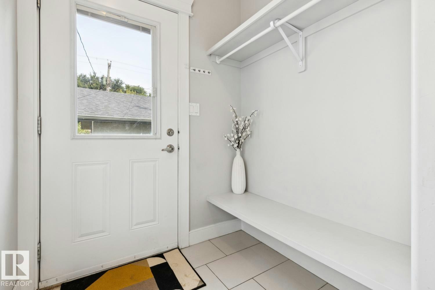 9919 79 Street, Edmonton, AB, T6A 3G2 - 27