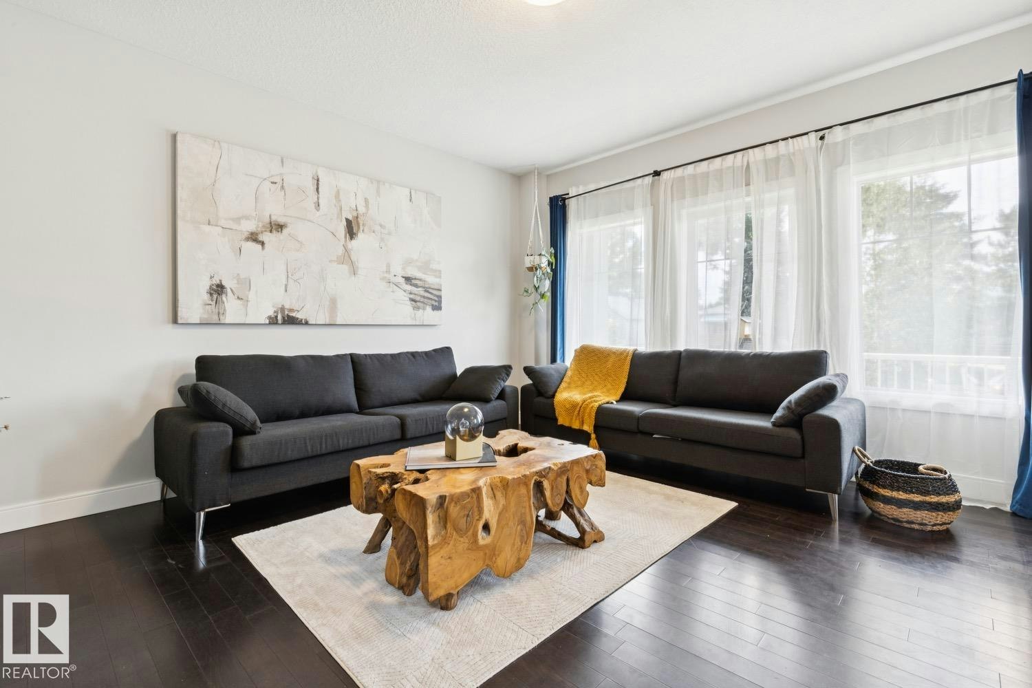 9919 79 Street, Edmonton, AB, T6A 3G2 - 6