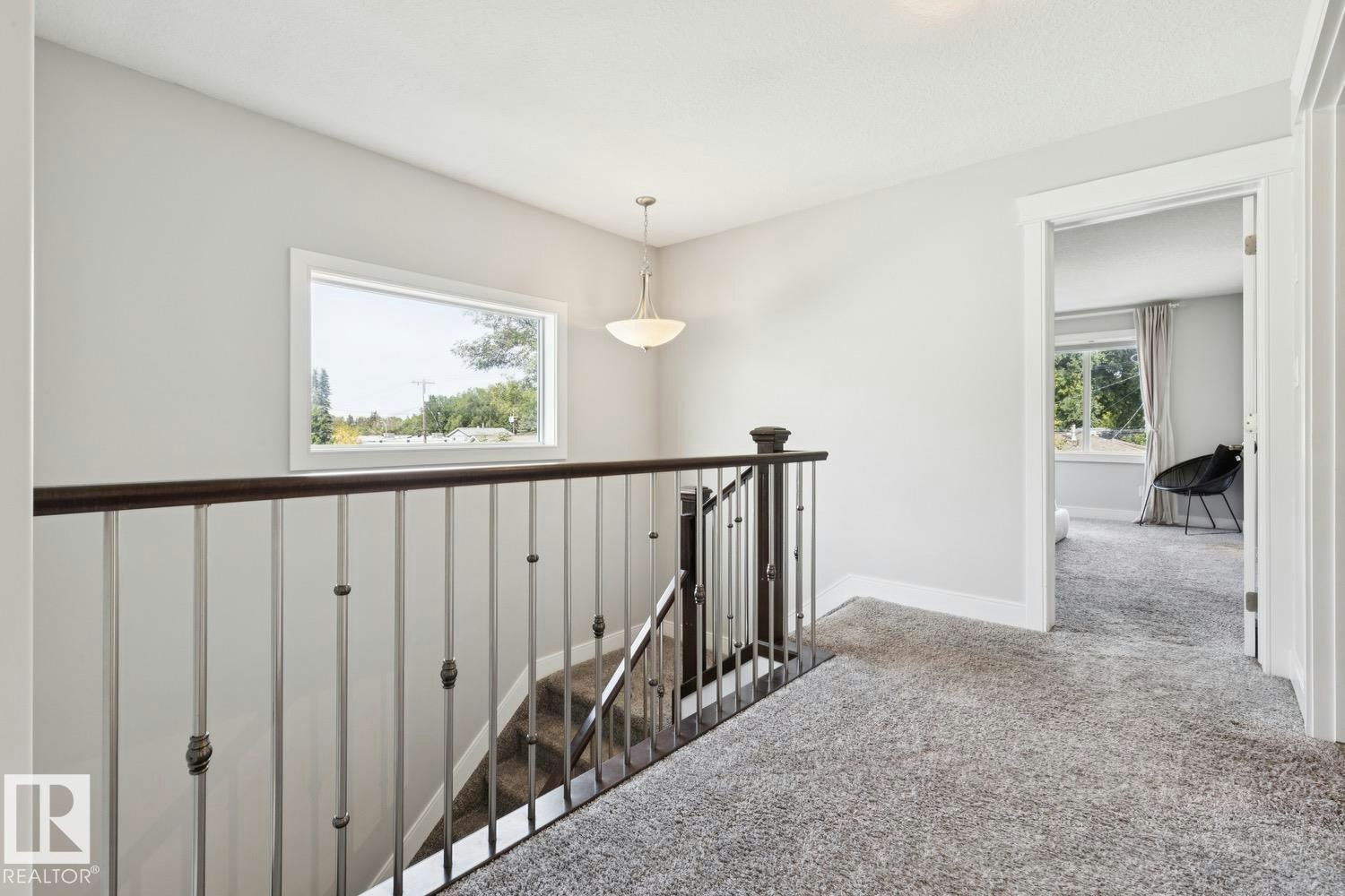 9919 79 Street, Edmonton, AB, T6A 3G2 - 38