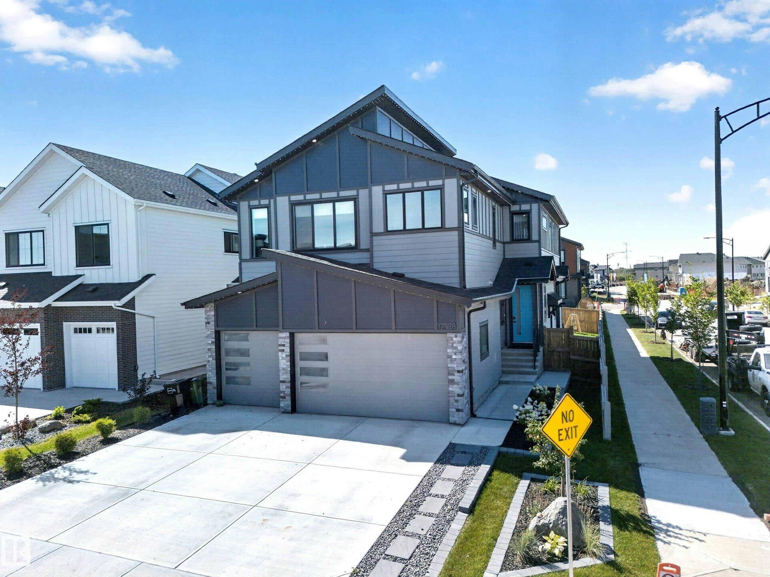 17128 2 Street, Edmonton, AB, T5Y 4G5