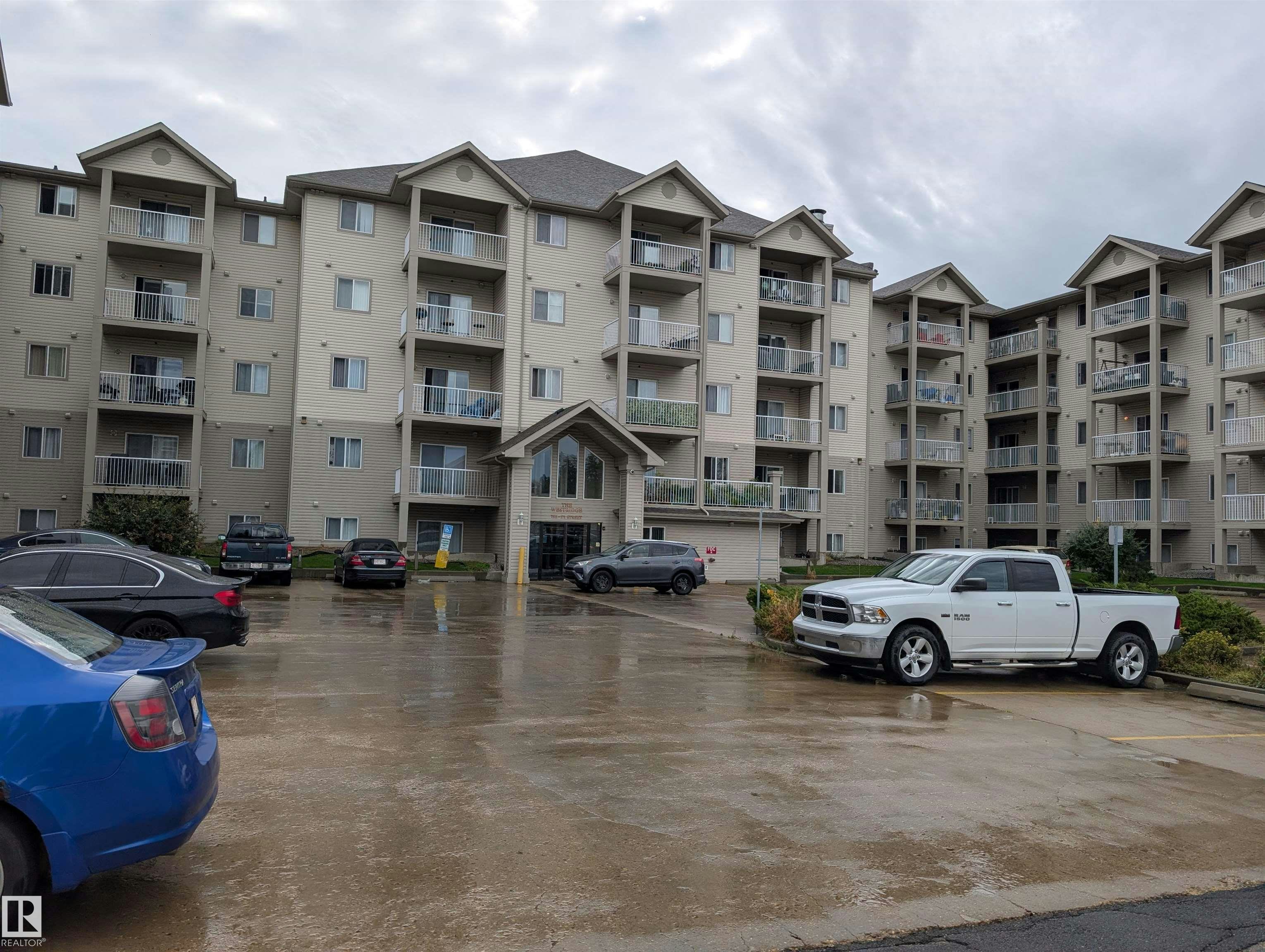 427-7511 171 Street, Edmonton, AB, T5T 6S7