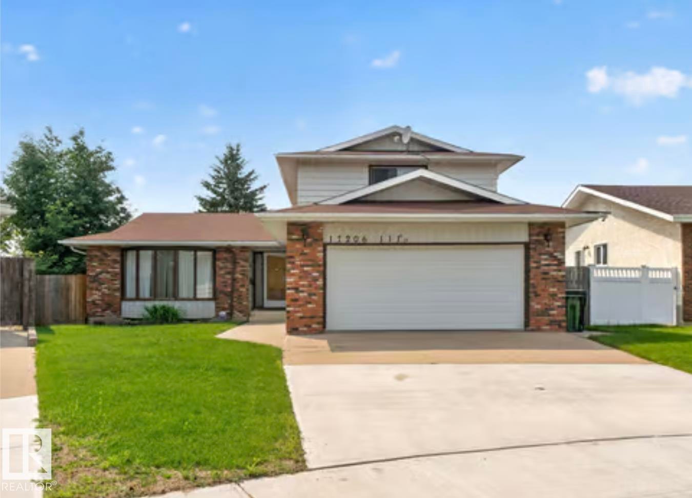 17206 111a Street, Edmonton, AB, T5X 3K2