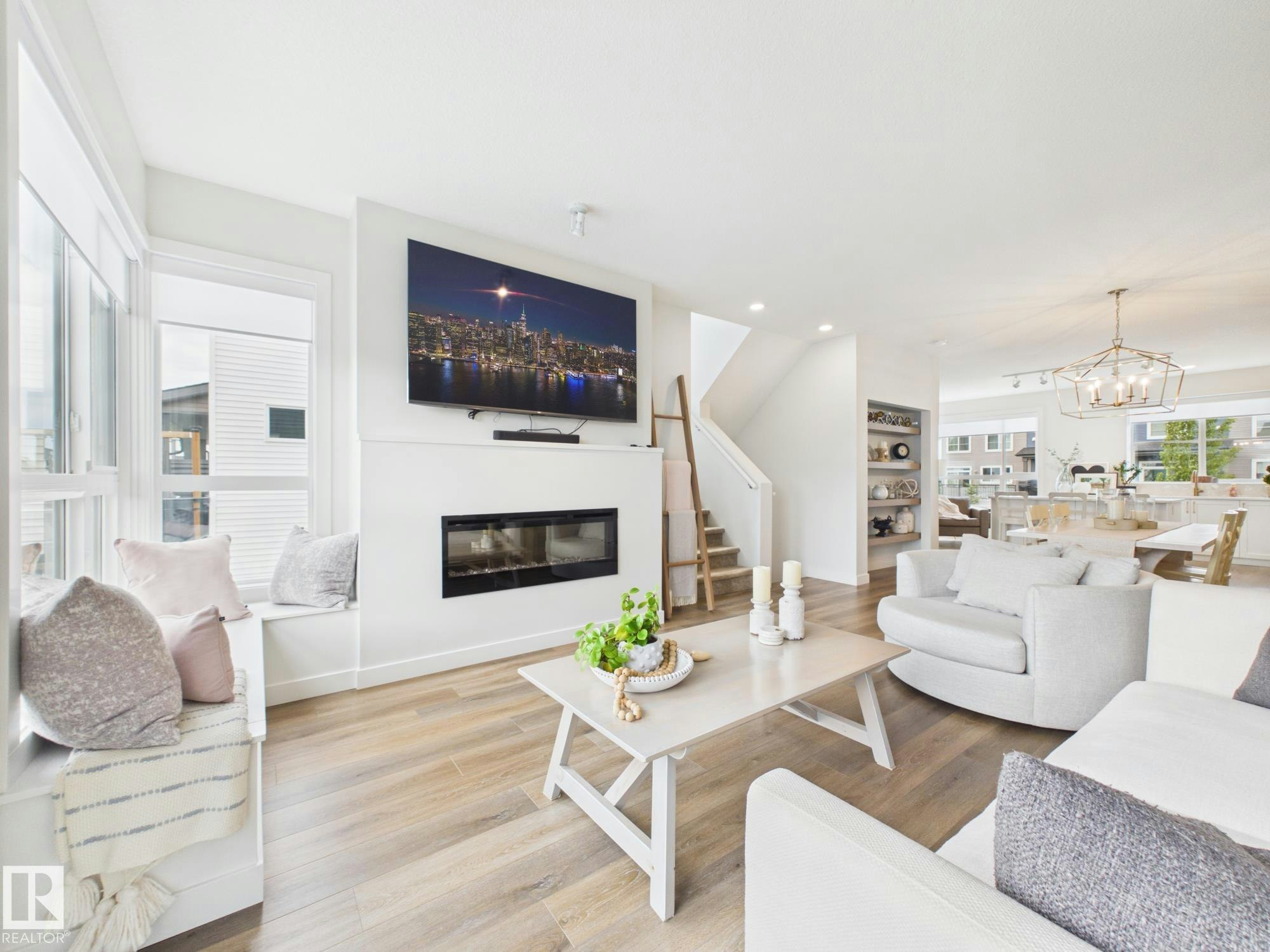 32-100 Jensen Lakes Boulevard, St. Albert, AB, T8N 7T9