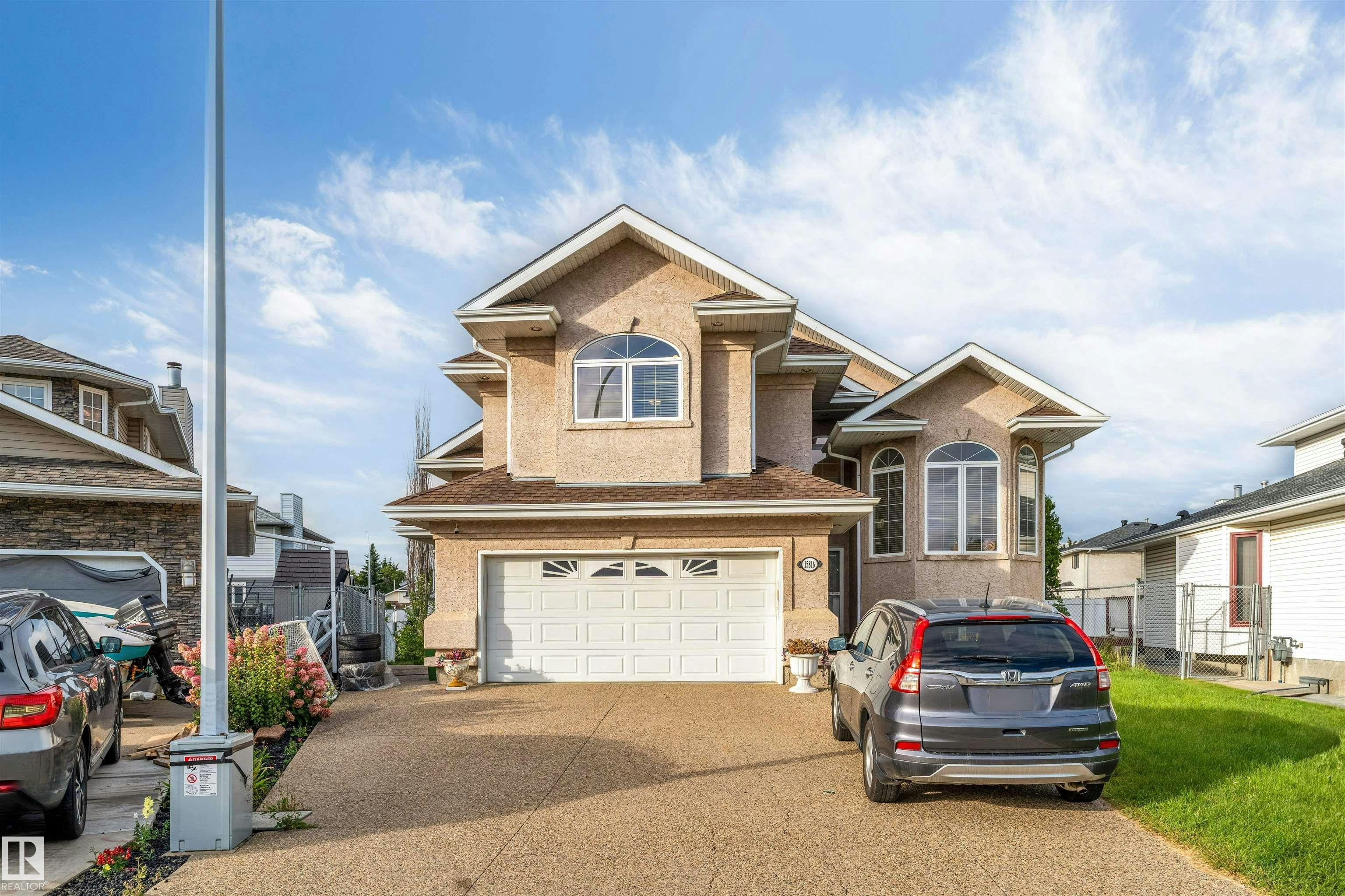 15816 64 Street, Edmonton, AB, T5Y 2P1