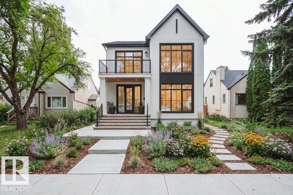 9647 72 Avenue, Edmonton, AB, T6E 0Y7