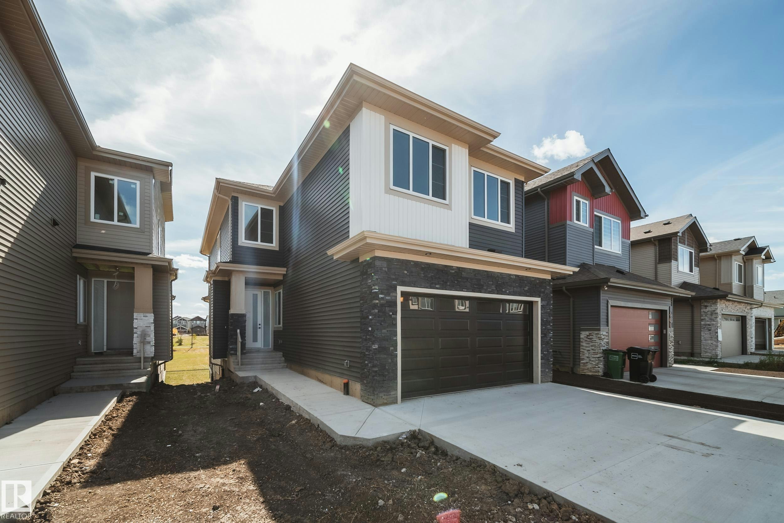 8527 183 Ave, Edmonton, AB, T5Z 0G6