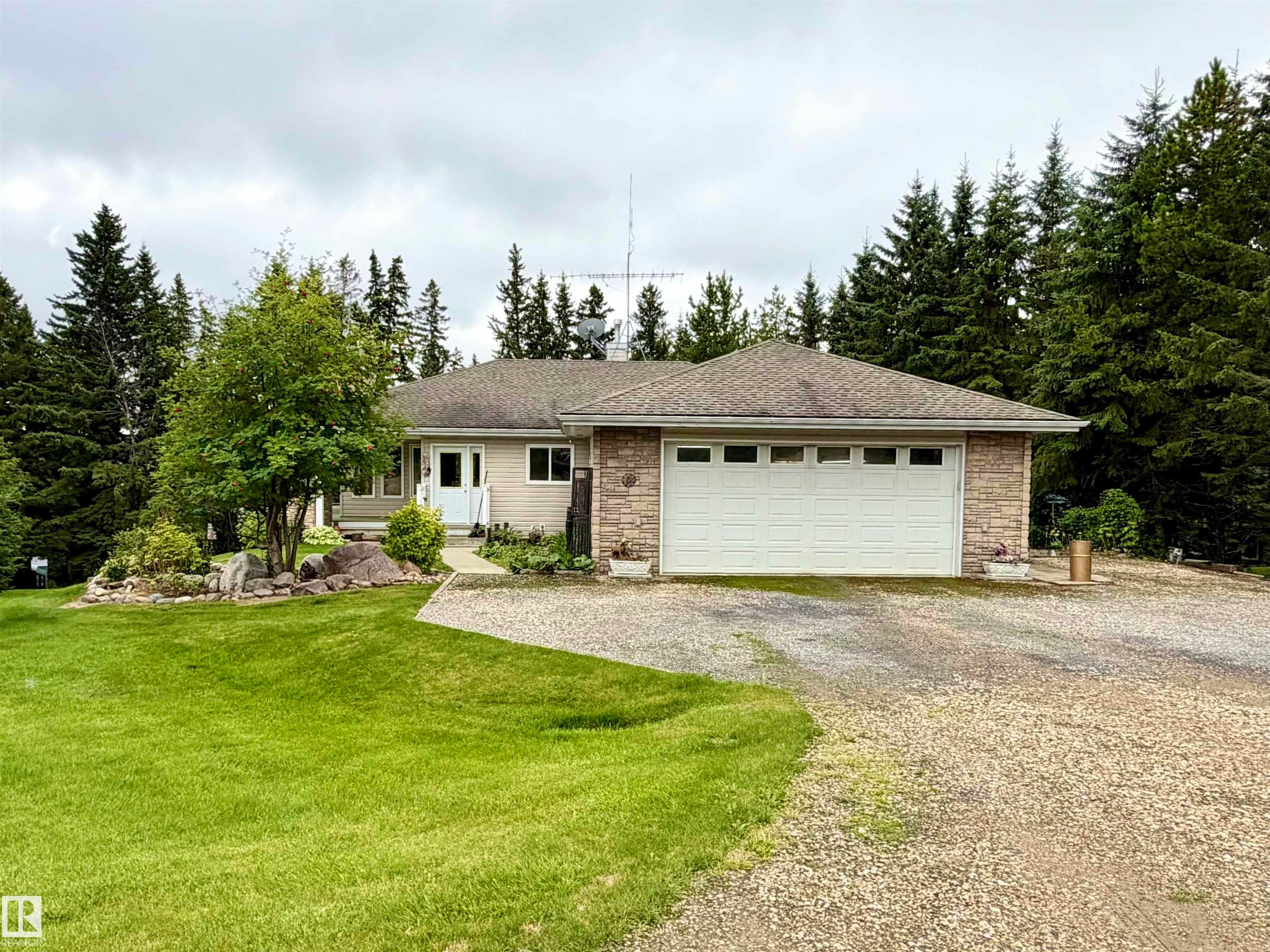 153 62036 Township Rd 462, Wetaskiwin, AB, T0C 0T0