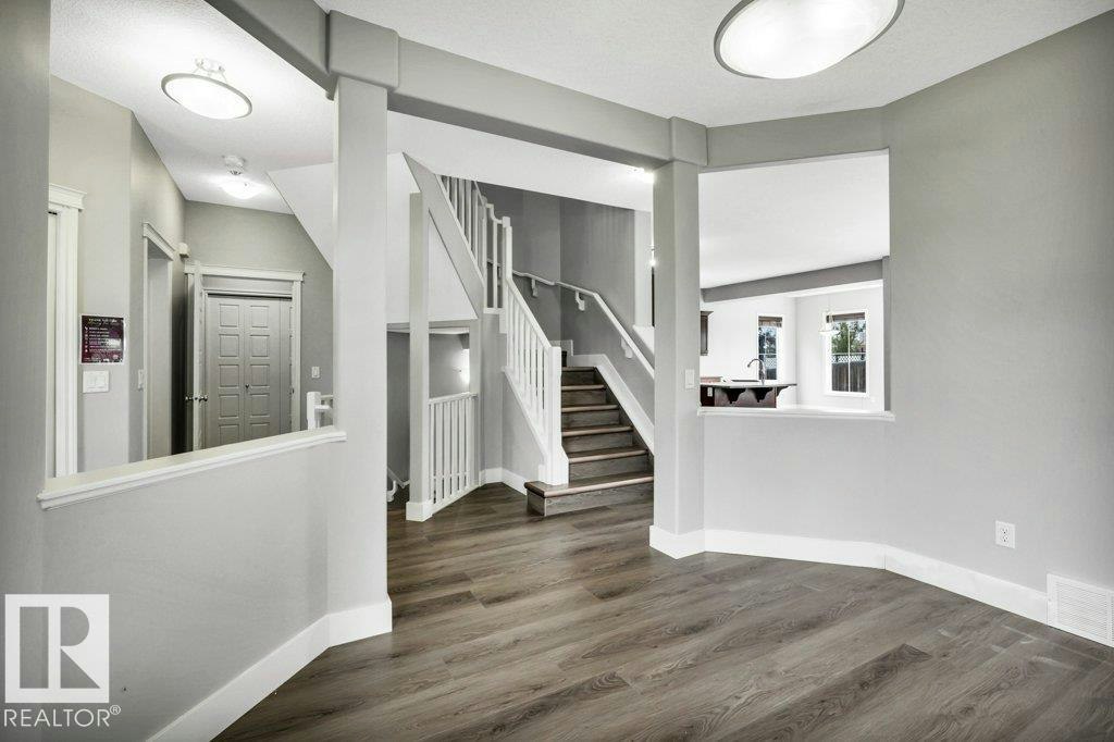 5903 12 Avenue, Edmonton, AB, T6X 0T3 - 10