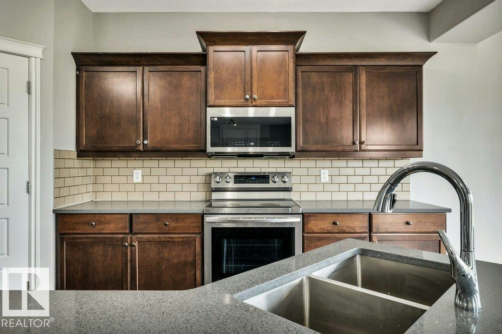 5903 12 Avenue, Edmonton, AB, T6X 0T3 - 21