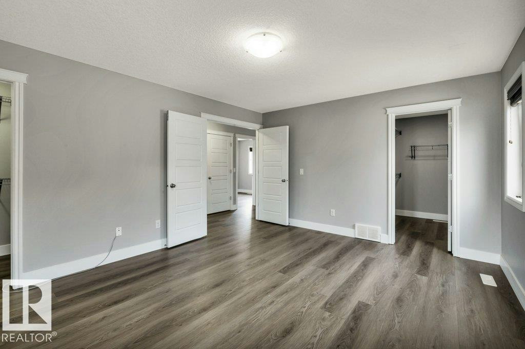 5903 12 Avenue, Edmonton, AB, T6X 0T3 - 36