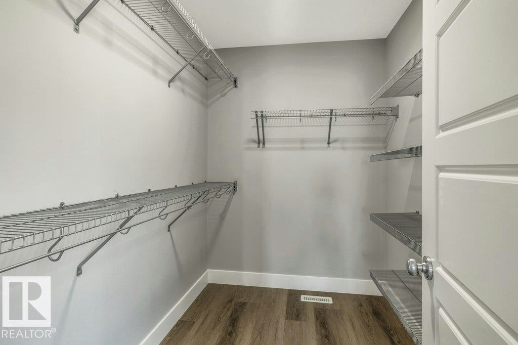 5903 12 Avenue, Edmonton, AB, T6X 0T3 - 37