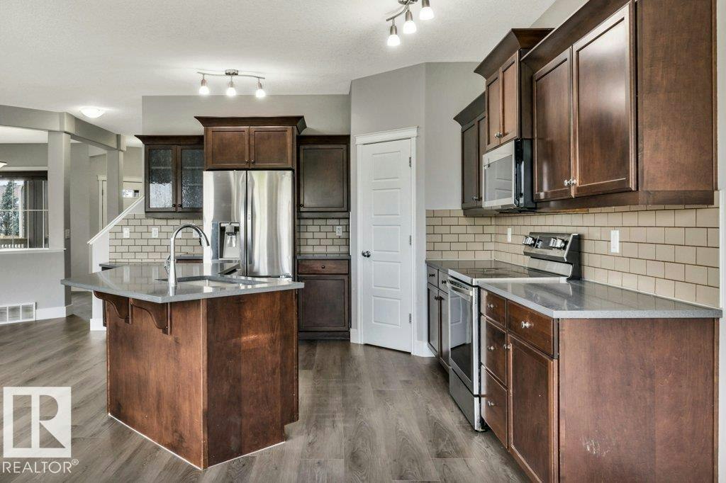 5903 12 Avenue, Edmonton, AB, T6X 0T3 - 20