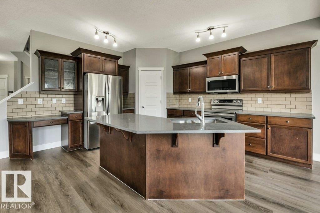 5903 12 Avenue, Edmonton, AB, T6X 0T3 - 18