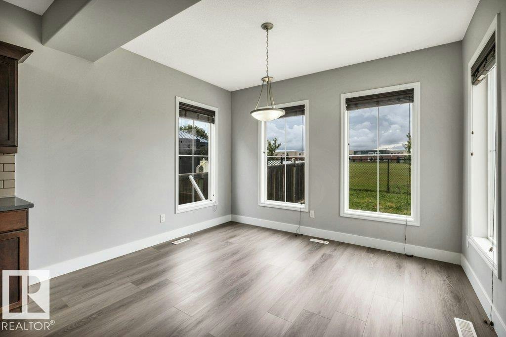 5903 12 Avenue, Edmonton, AB, T6X 0T3 - 24