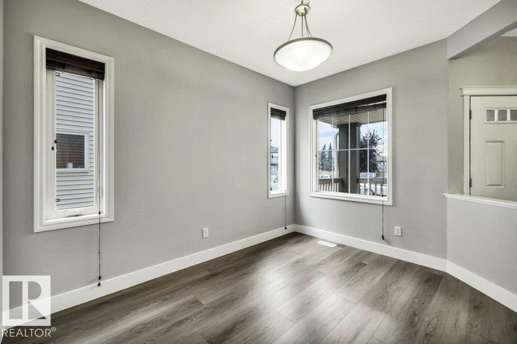 5903 12 Avenue, Edmonton, AB, T6X 0T3 - 9