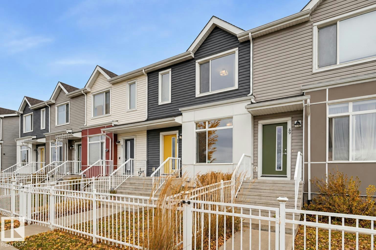 48-215 Saddleback Road, Edmonton, AB, T6J 5T6