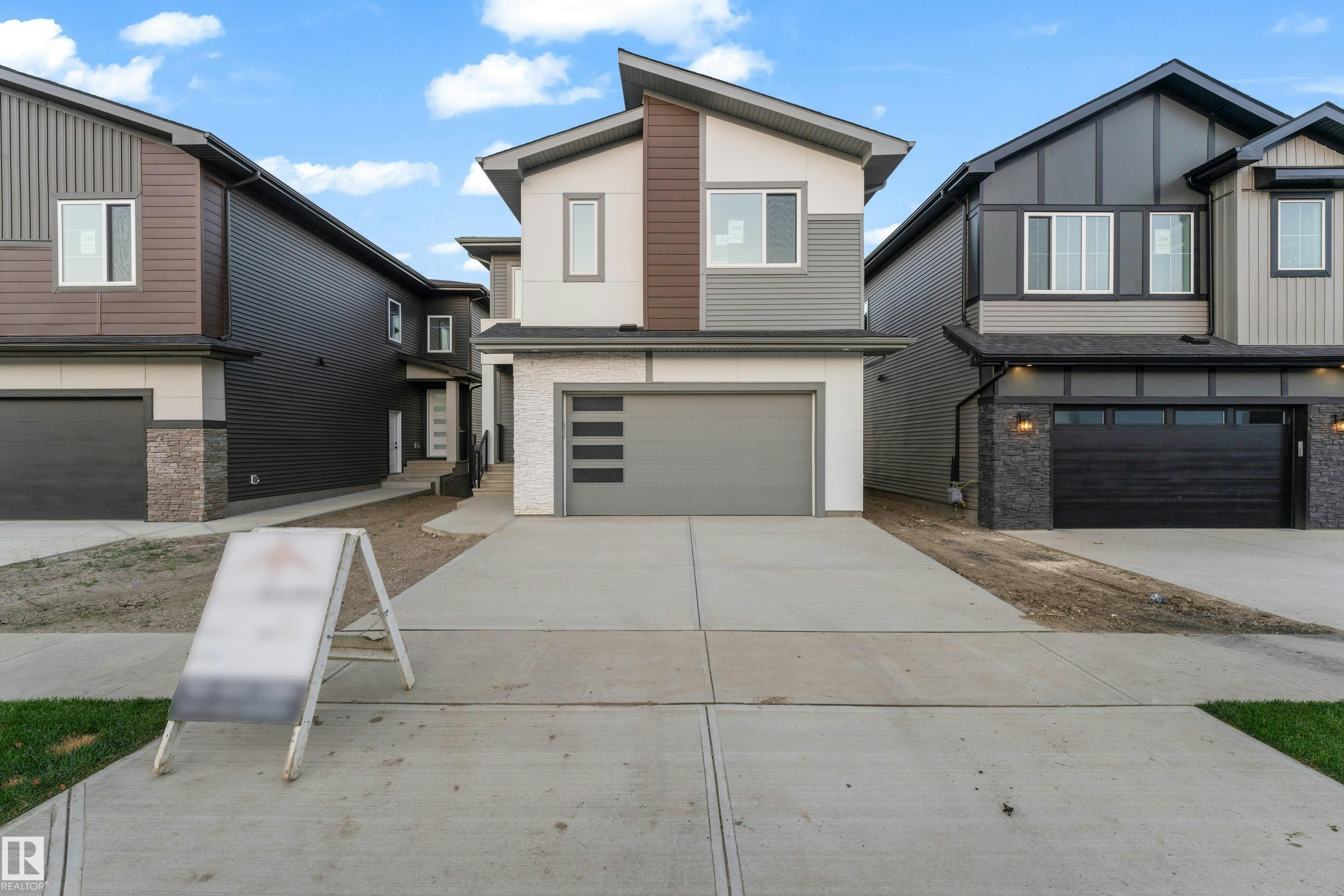 236 Linden Loop, Leduc, AB, T9E 1T2