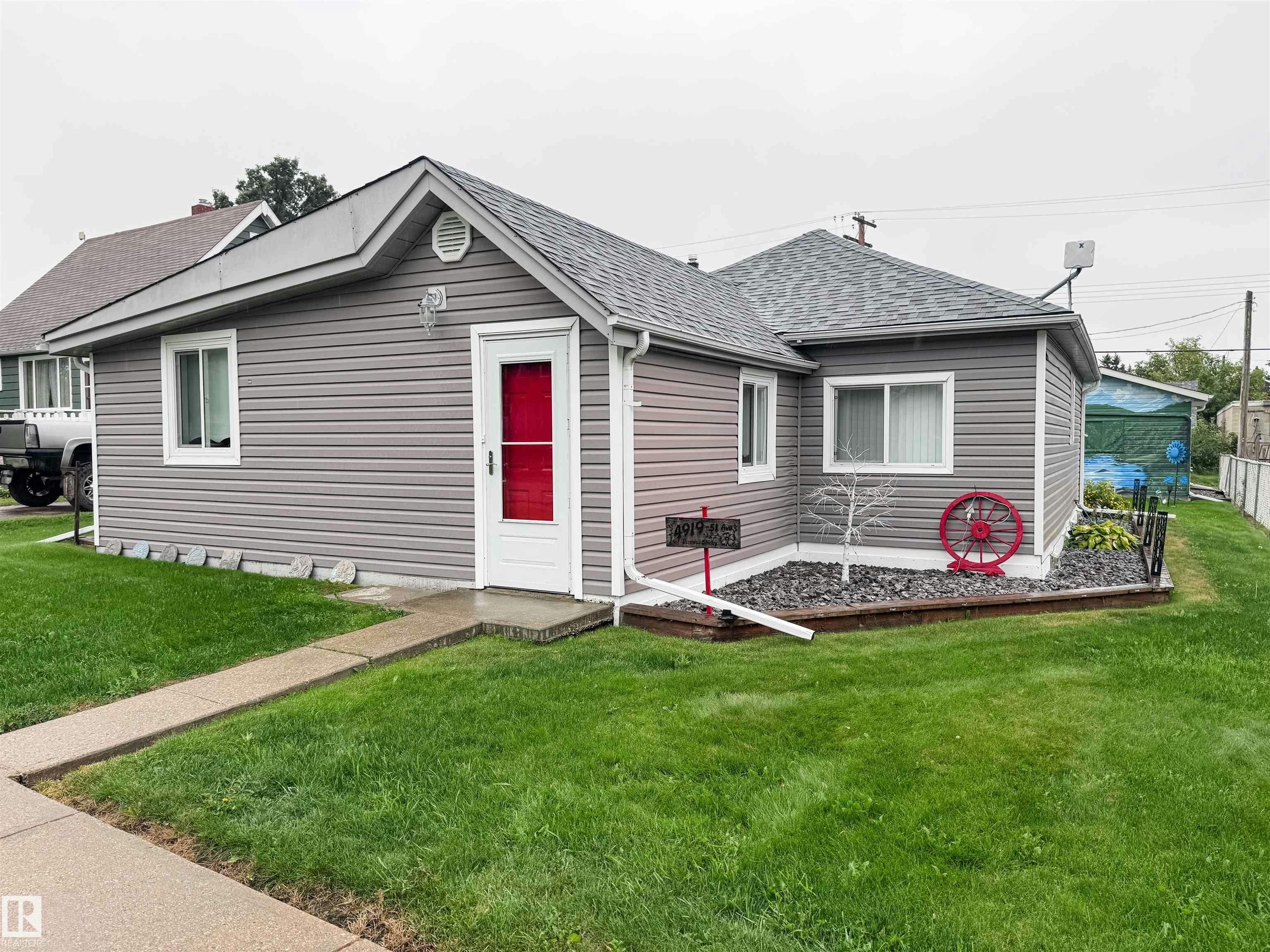 4919 51 Avenue, Breton, AB, T0C 0P0