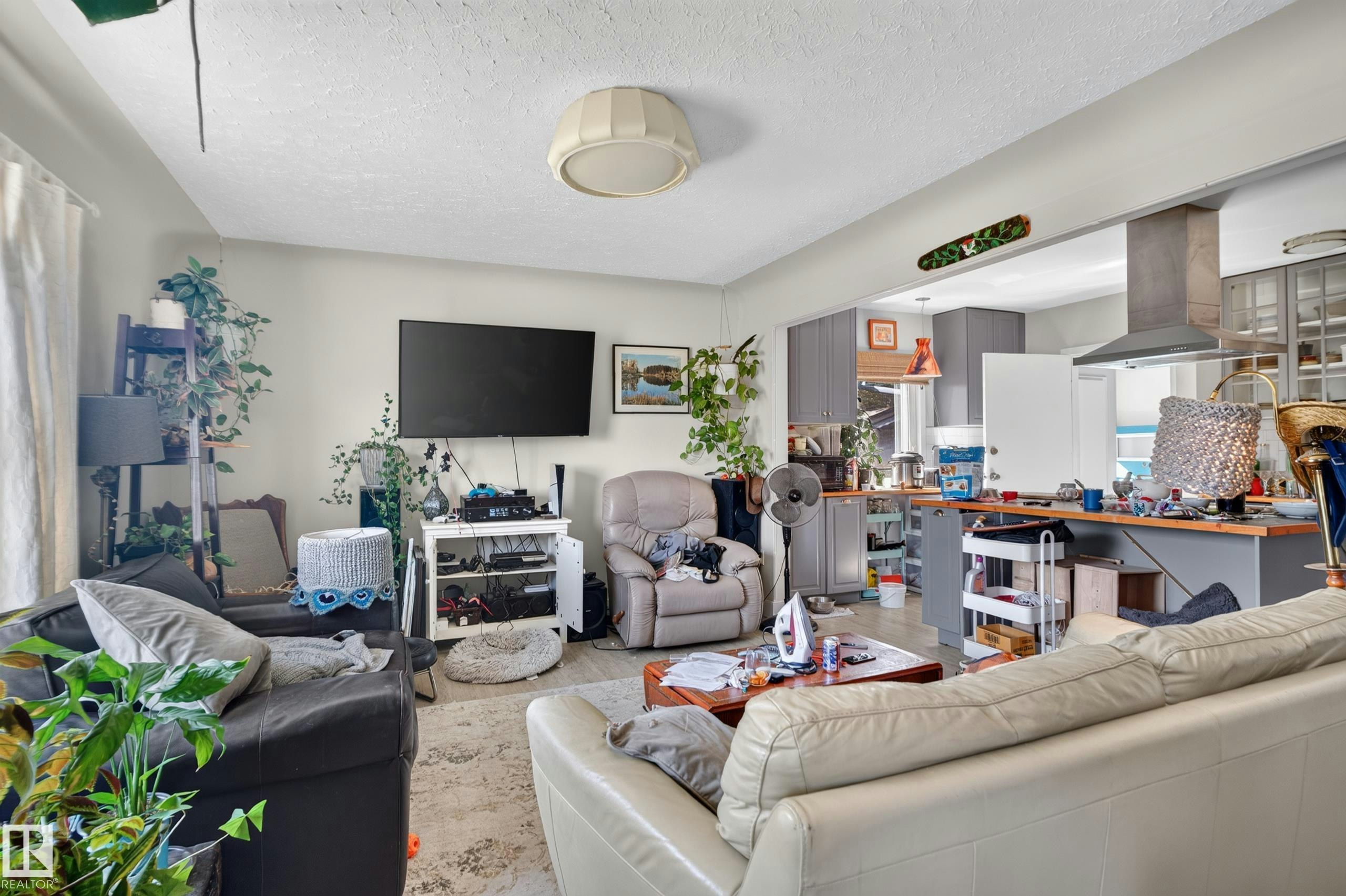 10548 40 Street, Edmonton, AB, T6A 1T1 - 7