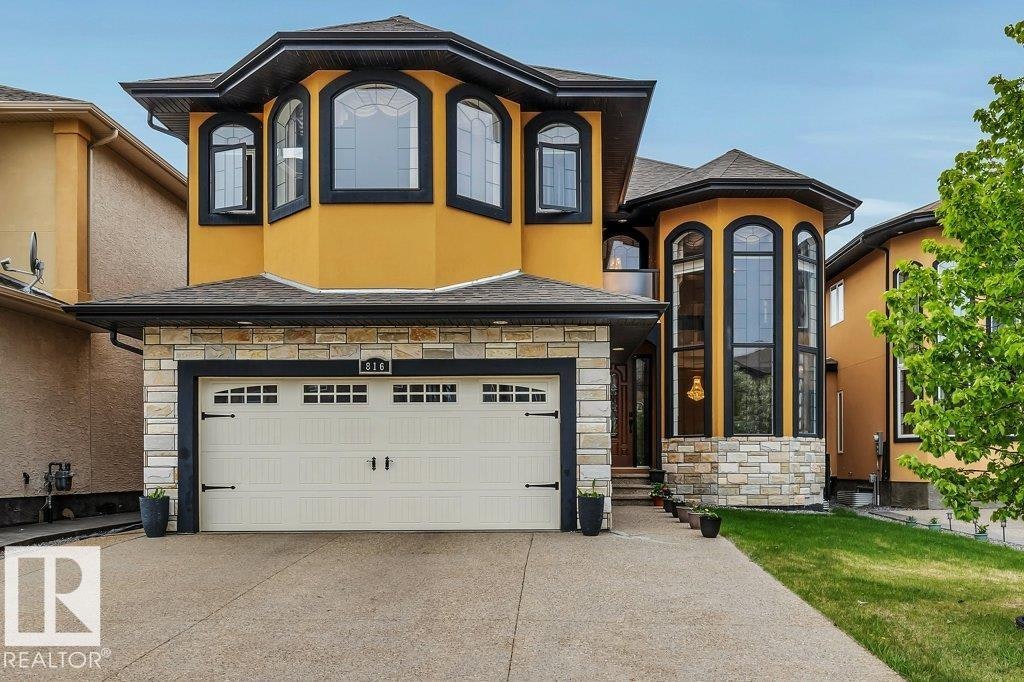 816 Wildwood Crescent, Edmonton, AB, T6T 0M2
