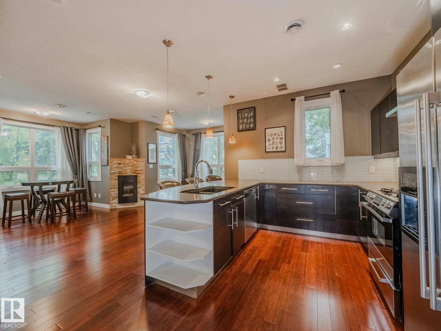 8306 108 Street, Edmonton, AB, T6E 2J1