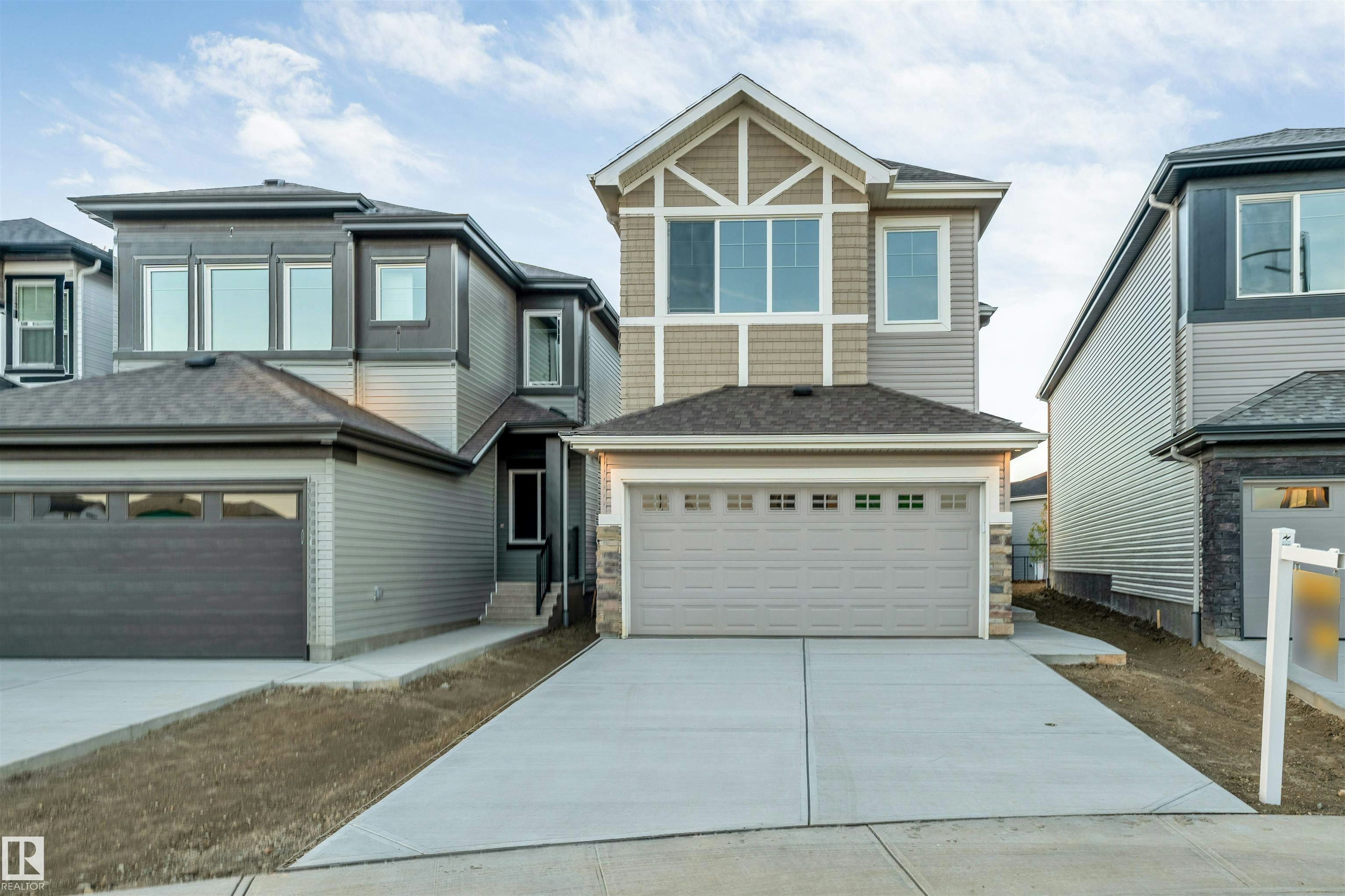 904 17 Avenue, Edmonton, AB, T6T 2X8