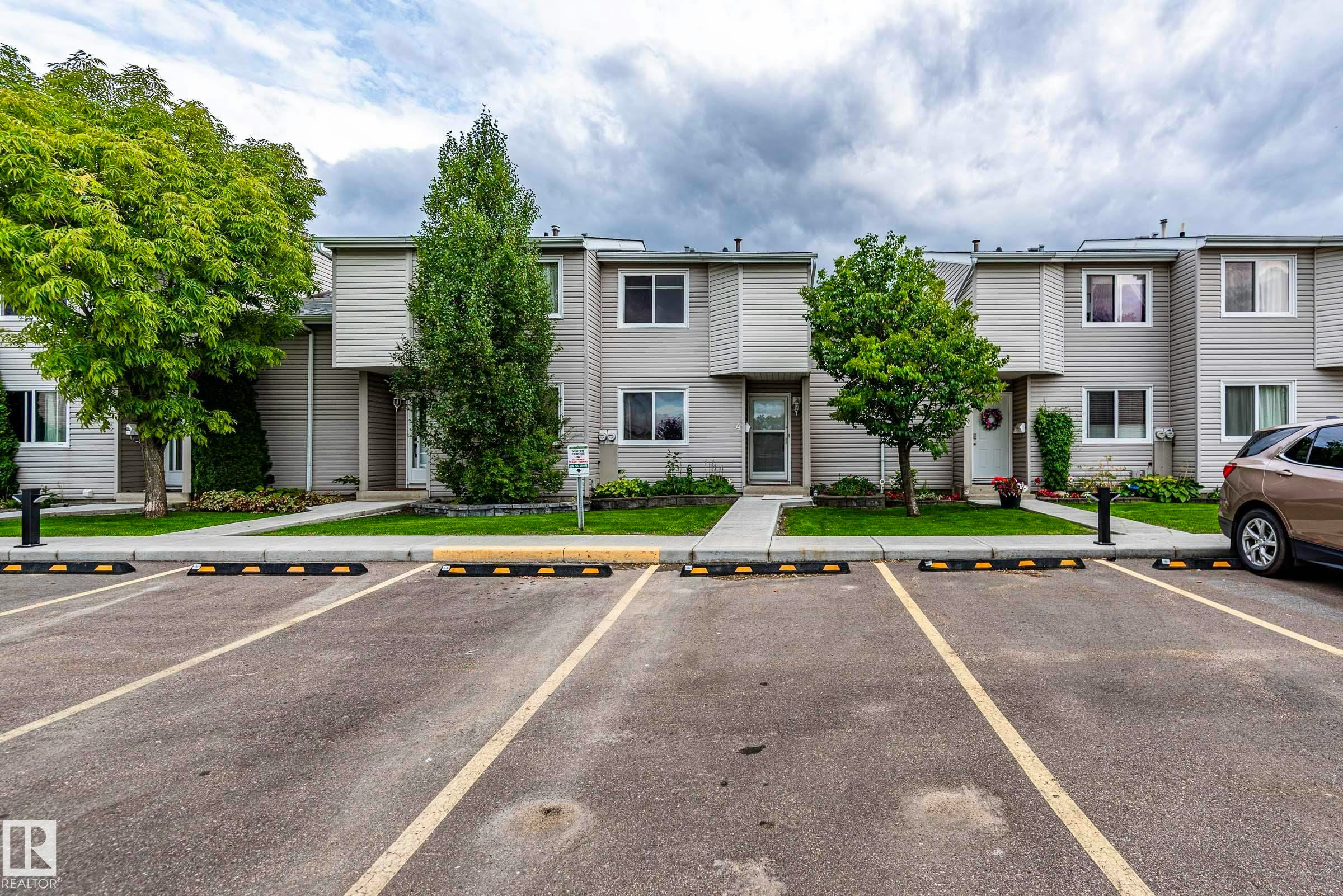 4-3221 119 Street, Edmonton, AB, T6J 5K7