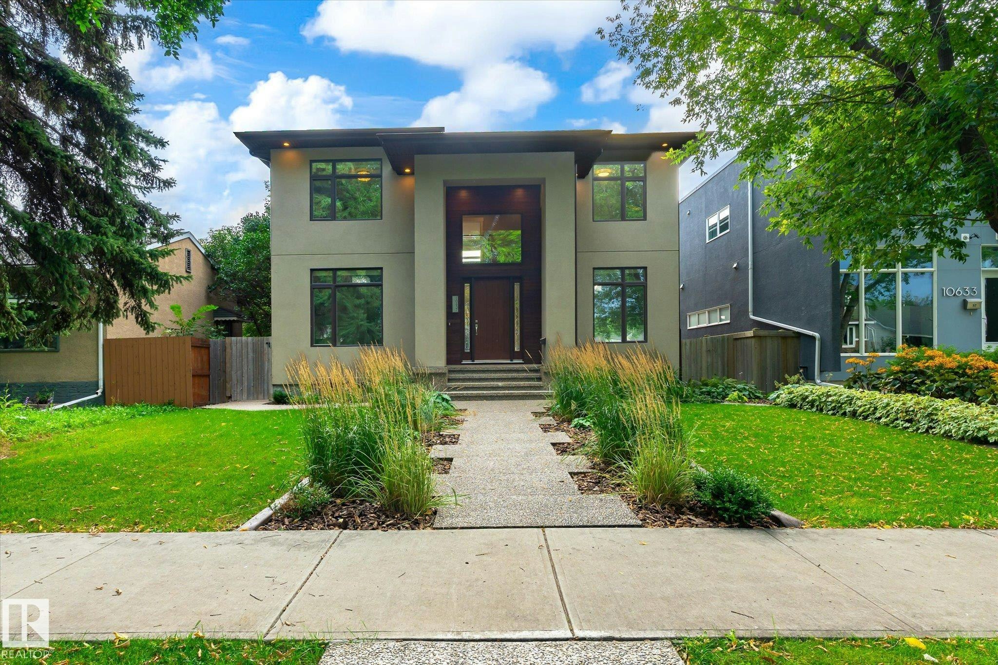 10637 128 Street, Edmonton, AB, T5N 1W6