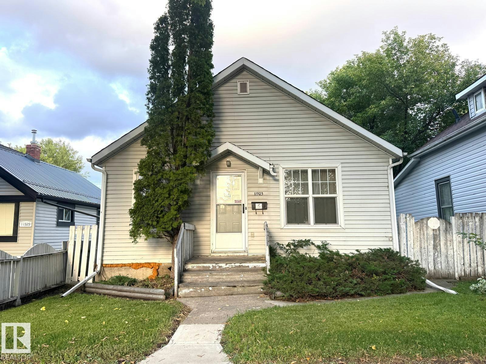 11925 77 Street, Edmonton, AB, T5B 2G5