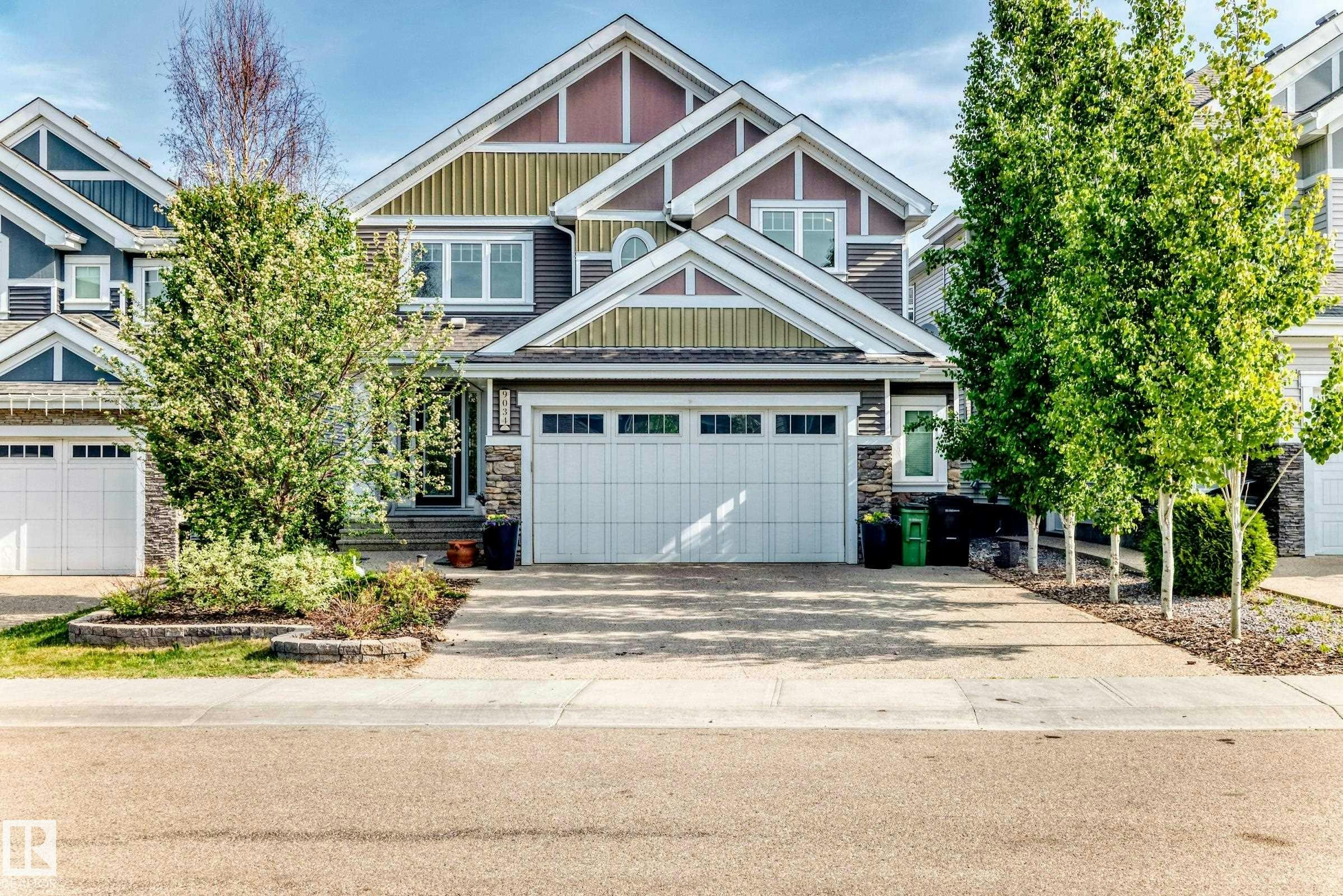 9034 24 Avenue SW, Edmonton, AB, T6X 2C4