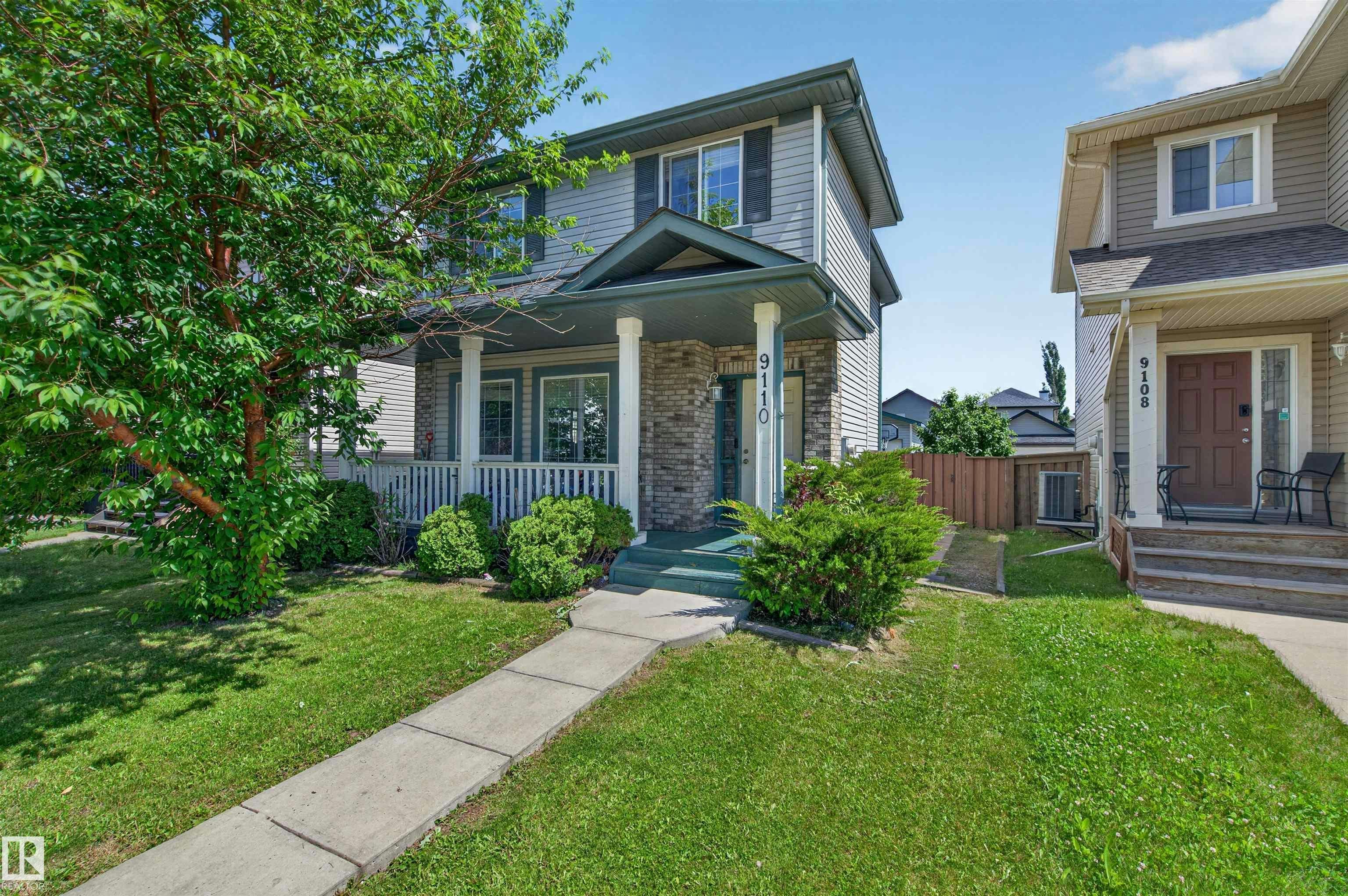 9110 Scott Crescent, Edmonton, AB, T6R 0E7