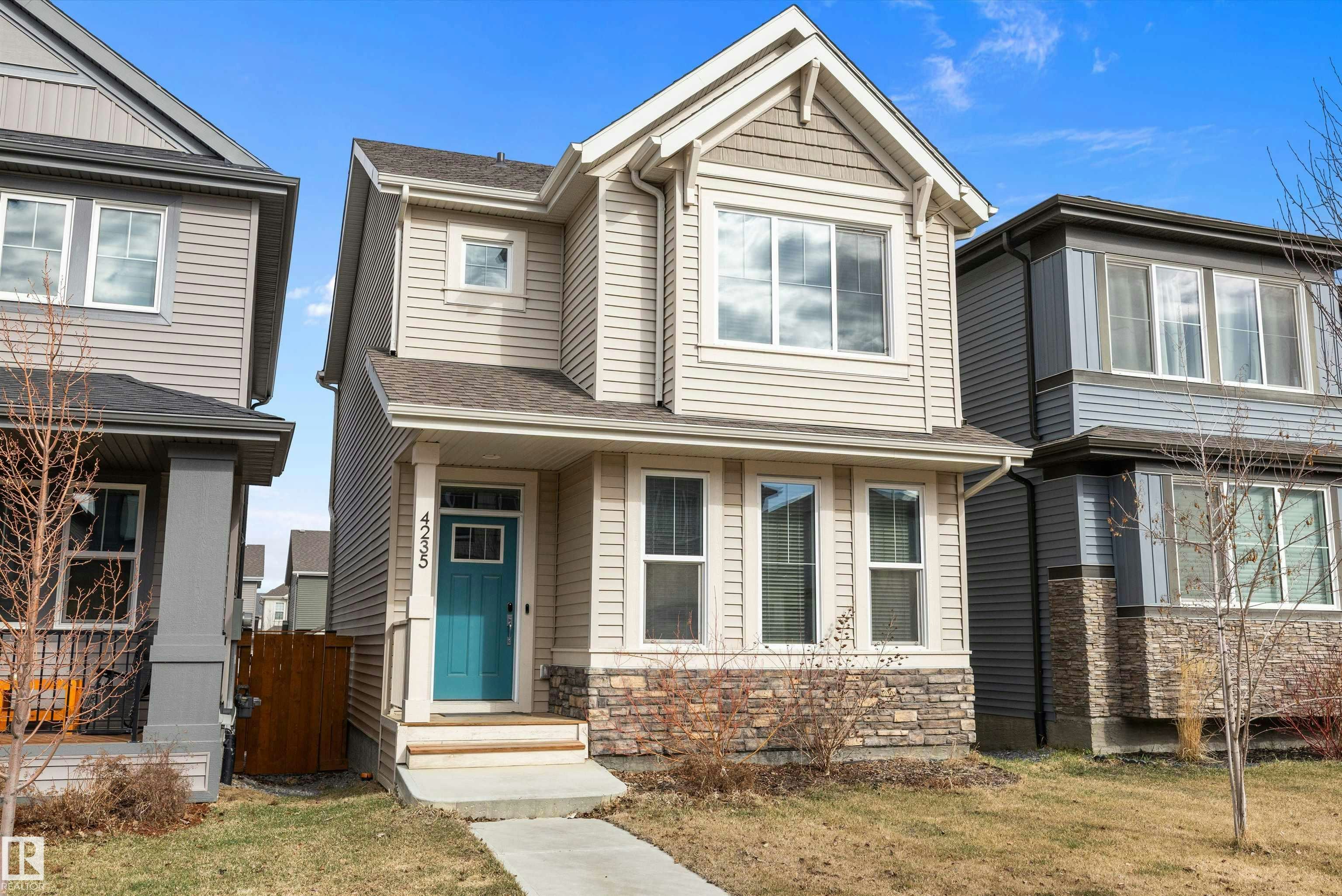 4235 Chichak Close, Edmonton, AB, T6W 4B3