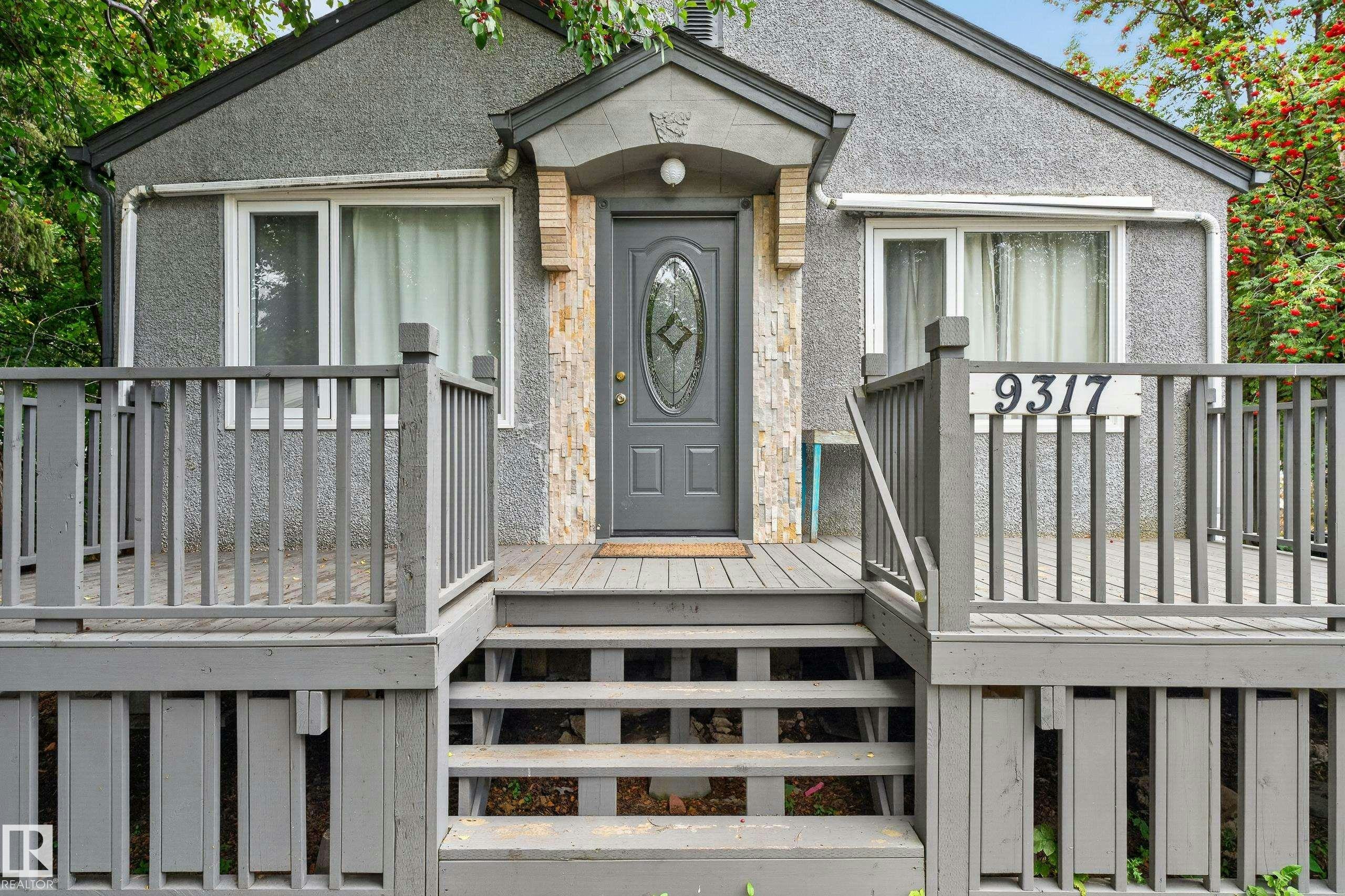 9317 112 Avenue, Edmonton, AB, T5G 0G5
