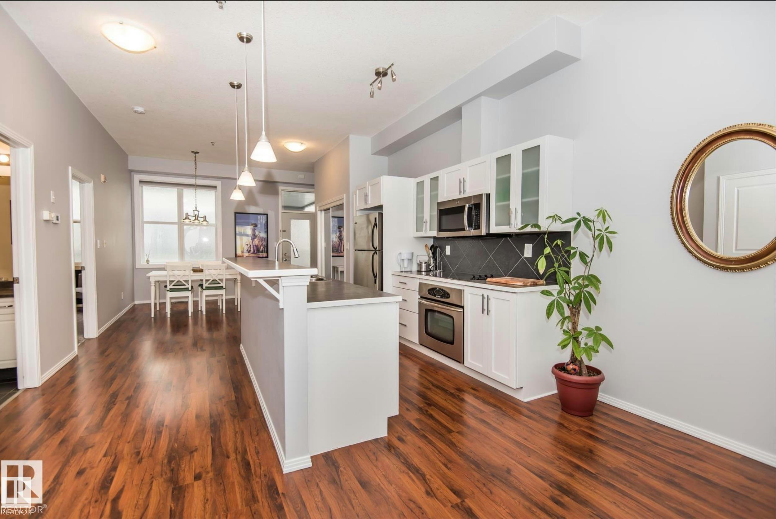 415-10147 112 Street, Edmonton, AB, T5K 1M1 - 8