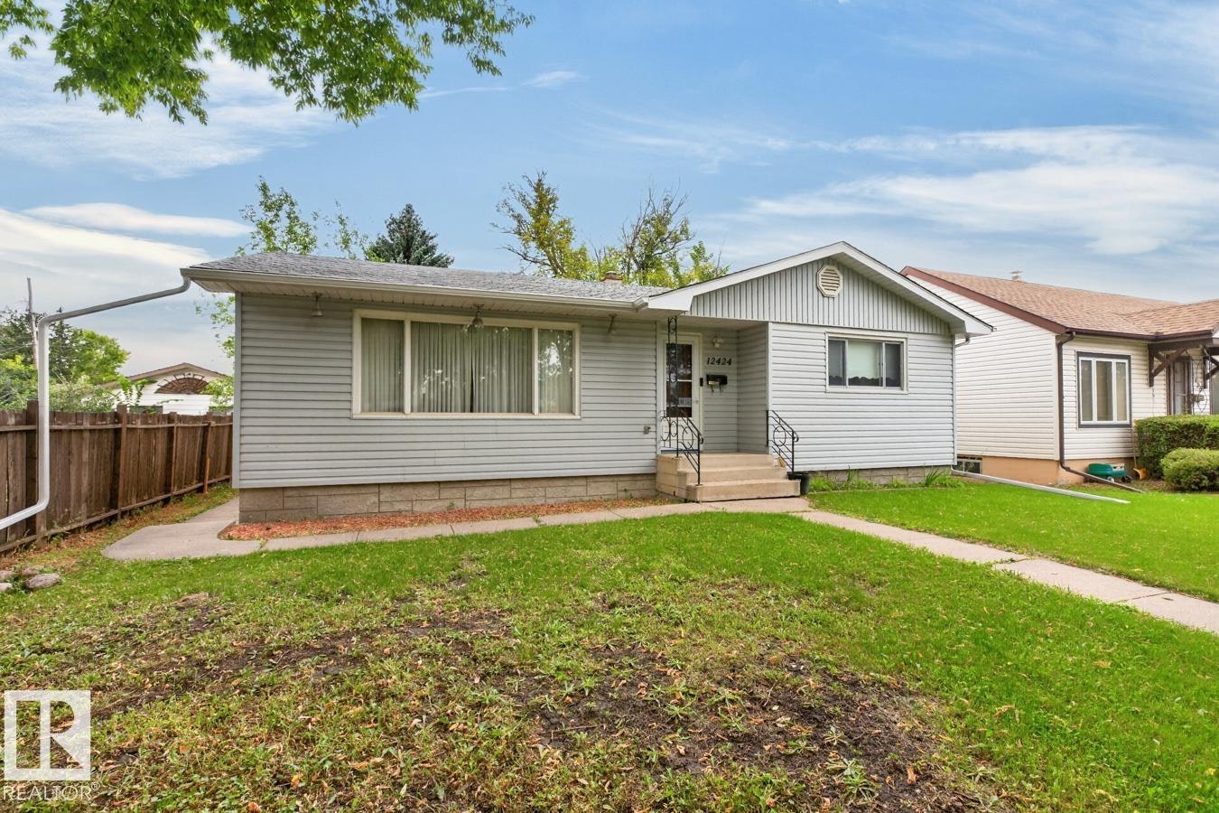 12424 77 Street, Edmonton, AB, T5B 2H5