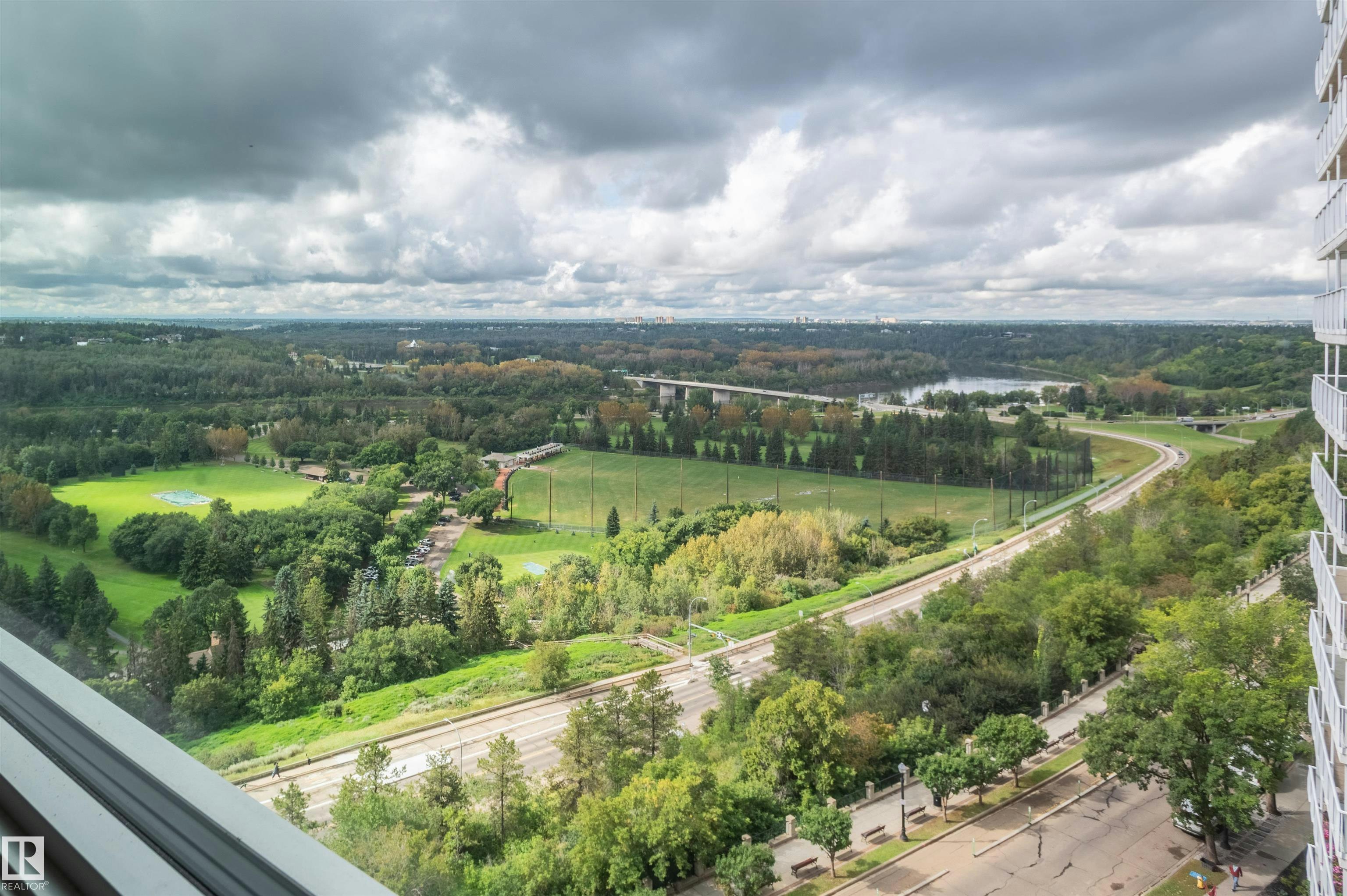 1202-10010 119 Street, Edmonton, AB, T5K 1Y8