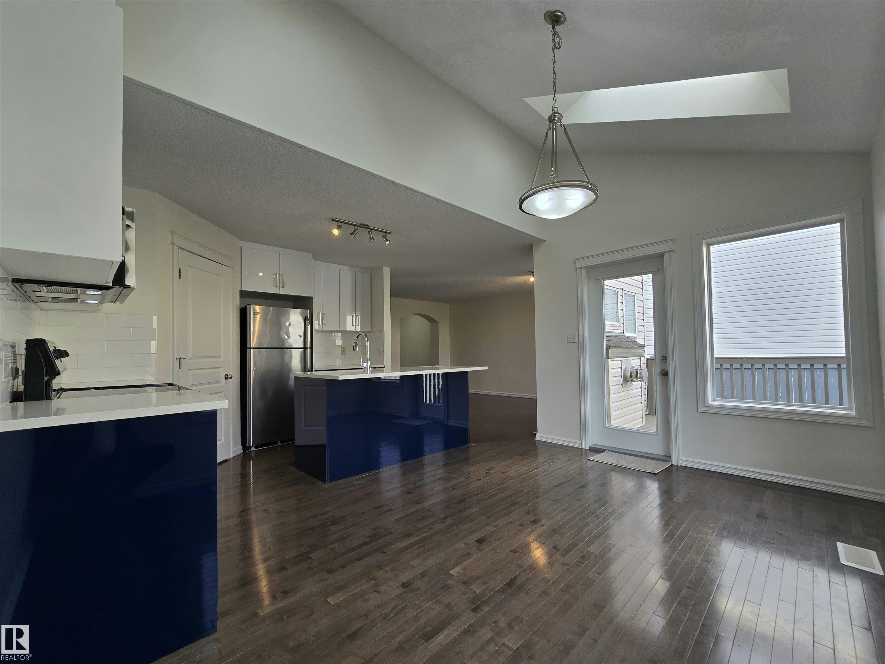 21208 89a Avenue, Edmonton, AB, T5T 6V5
