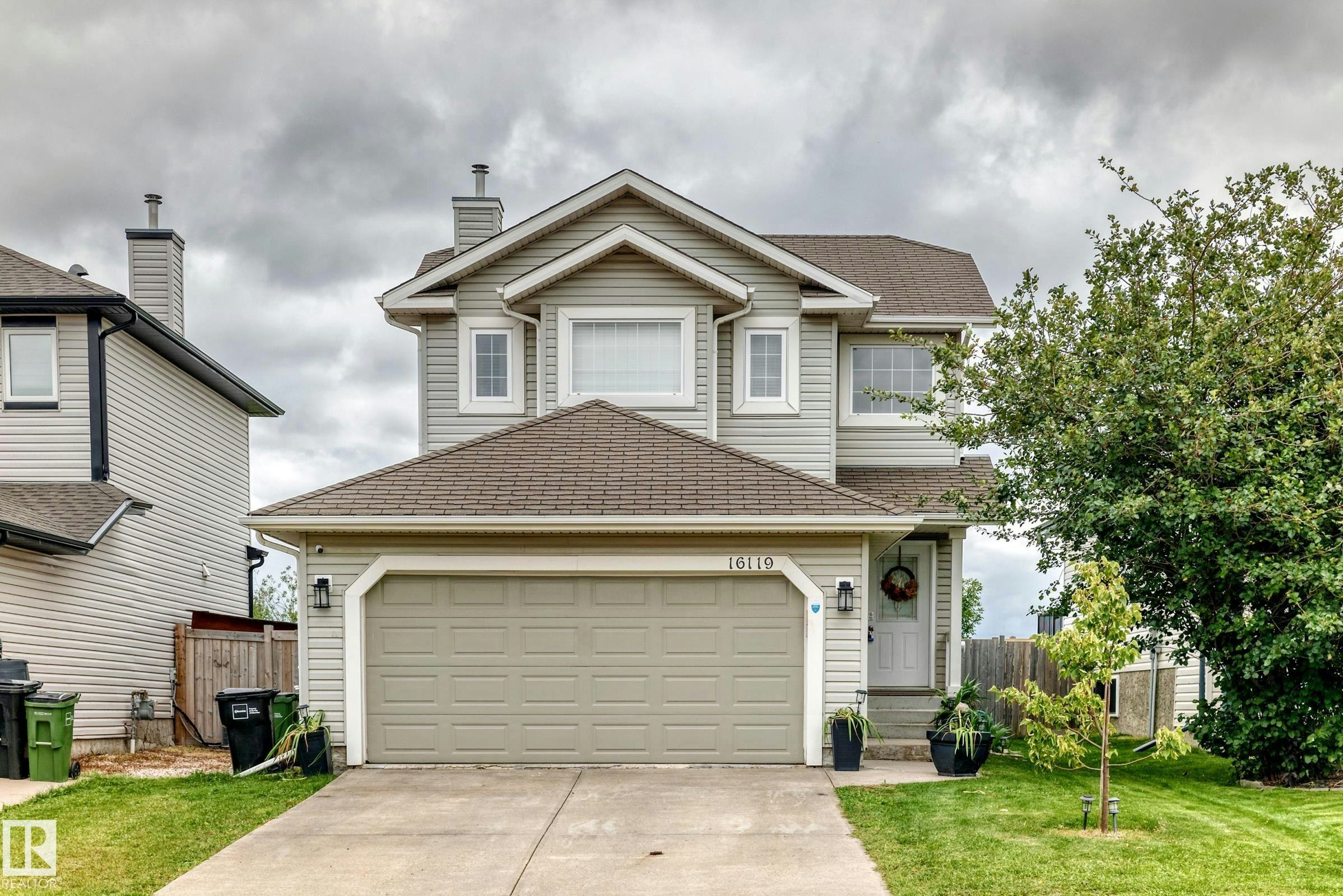 16119 95 Street, Edmonton, AB, T5Z 3N2