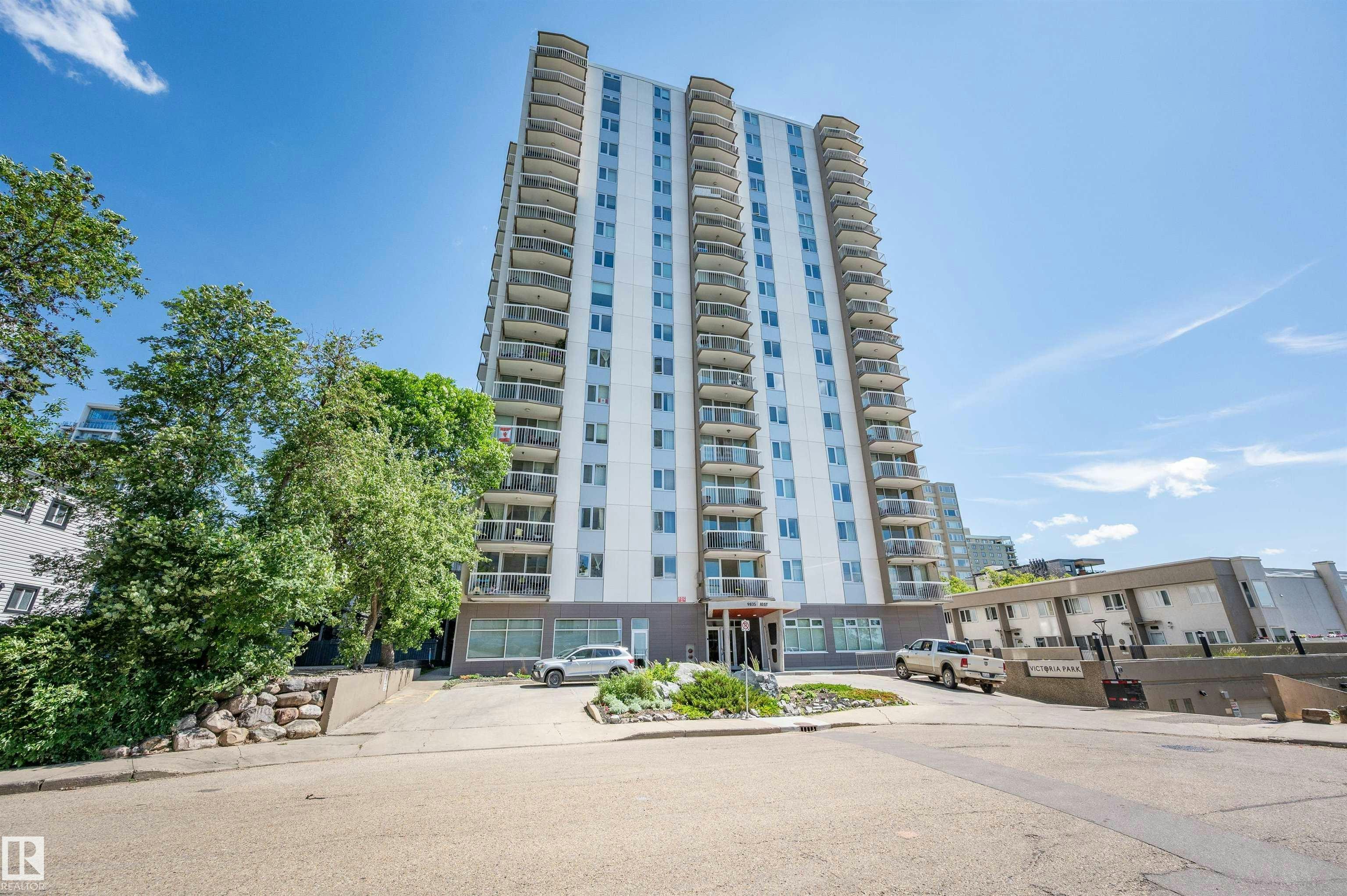 205-9835 113 Street, Edmonton, AB, T5K 1N4