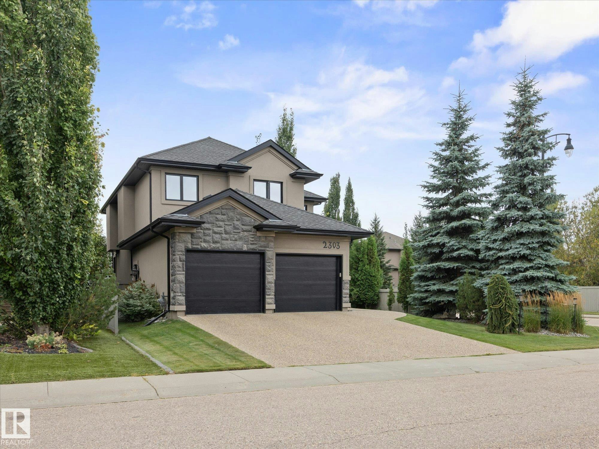 2303 Warry Crest, Edmonton, AB, T6W 0N9