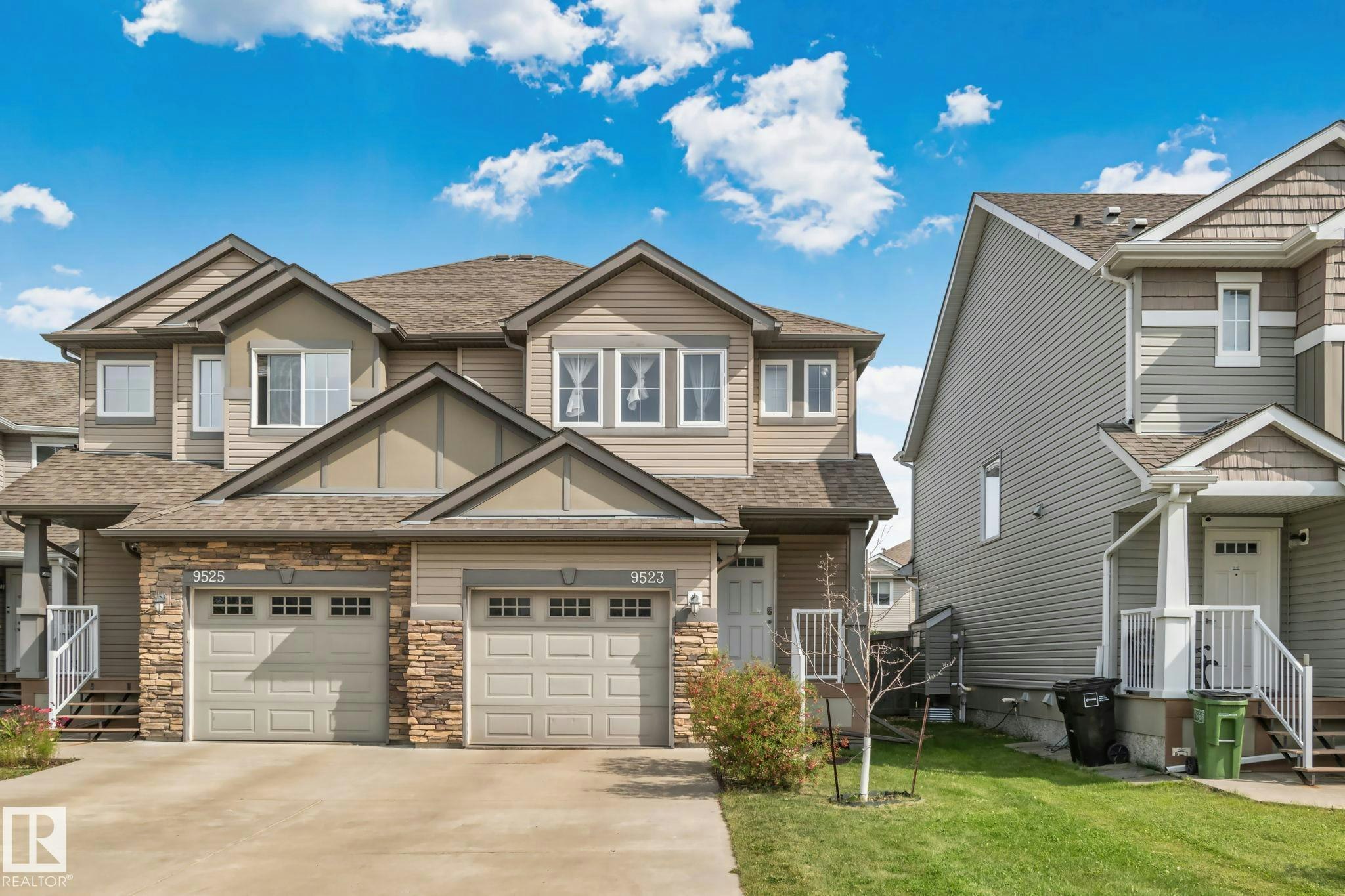 9523 Simpson Crest, Edmonton, AB, T6R 0T8