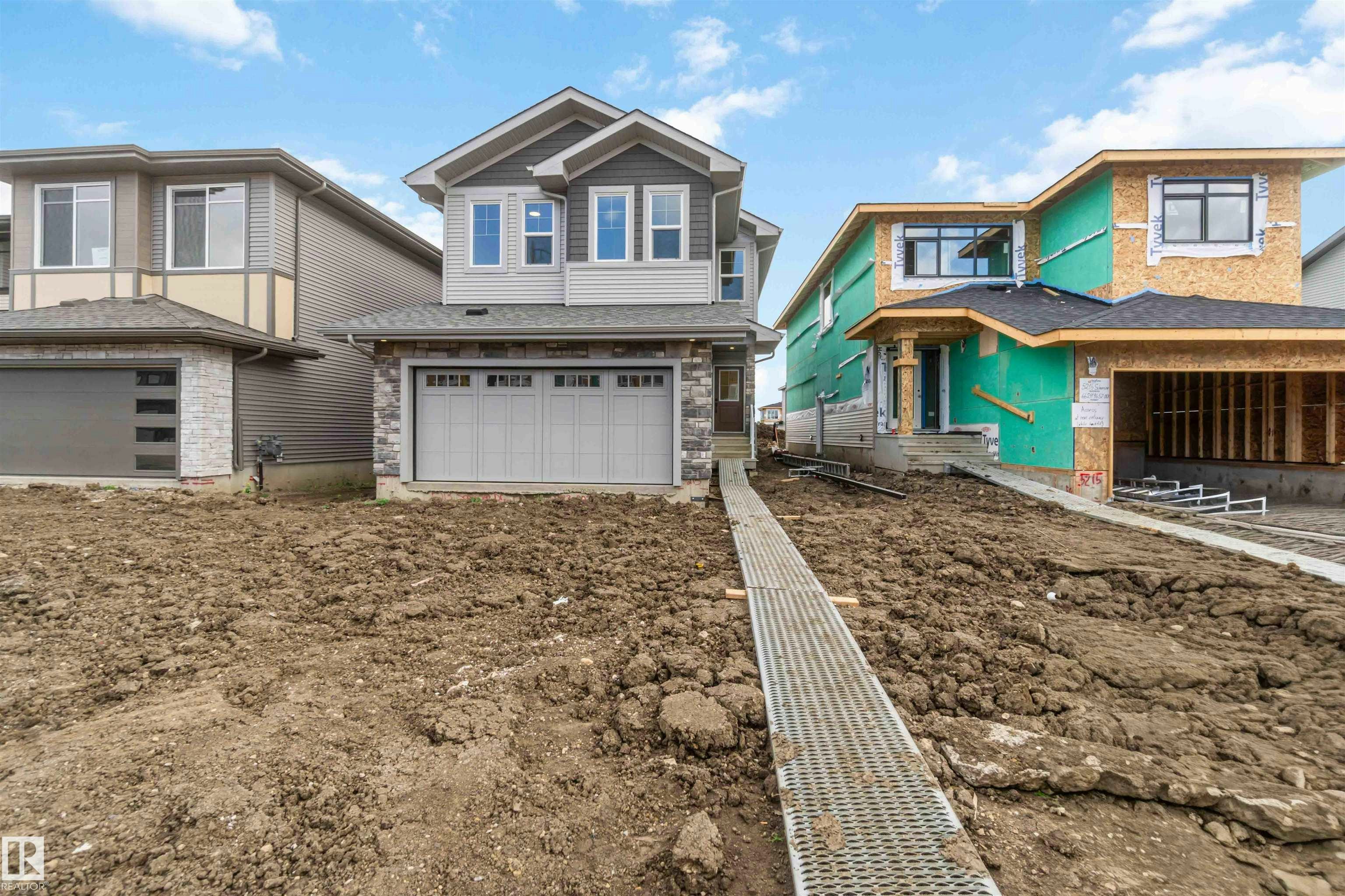 5213 Schonsee Drive NW, Edmonton, AB, T5Z 0V8