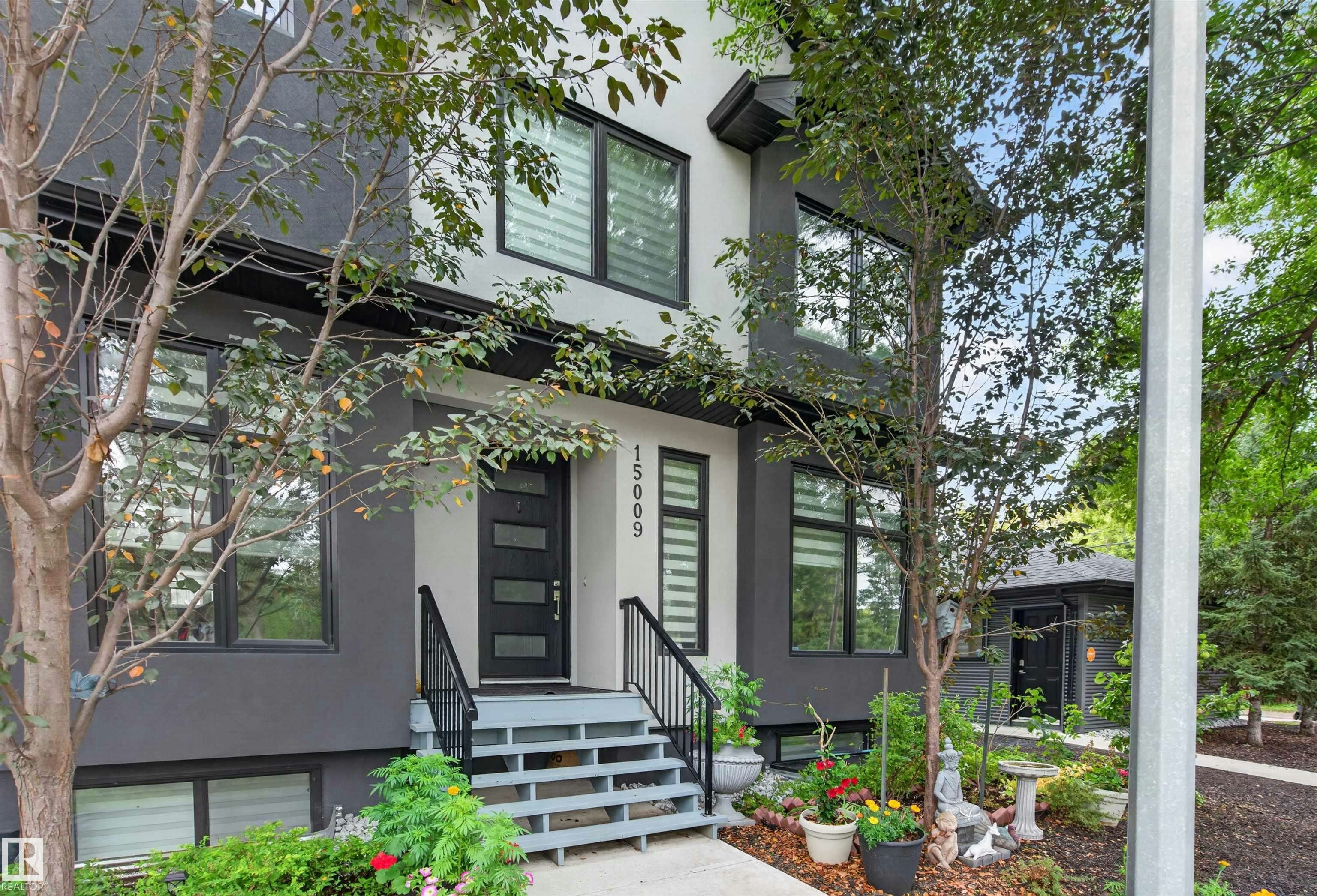 15009 108 Avenue, Edmonton, AB, T5P 1M1