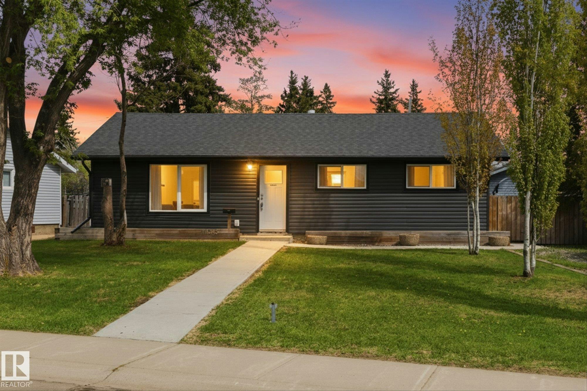 10945 164 Street, Edmonton, AB, T5P 3S2