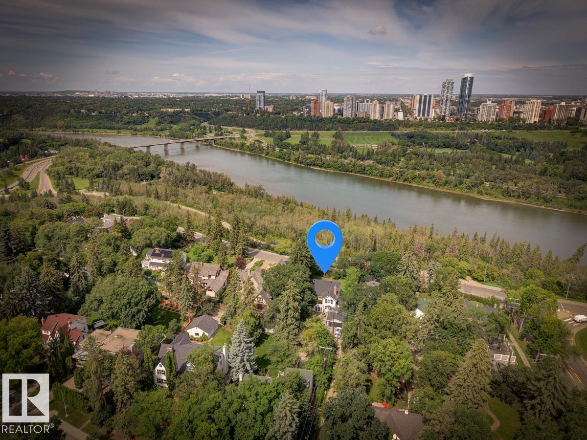 11619 Saskatchewan Drive, Edmonton, AB, T6G 2B5