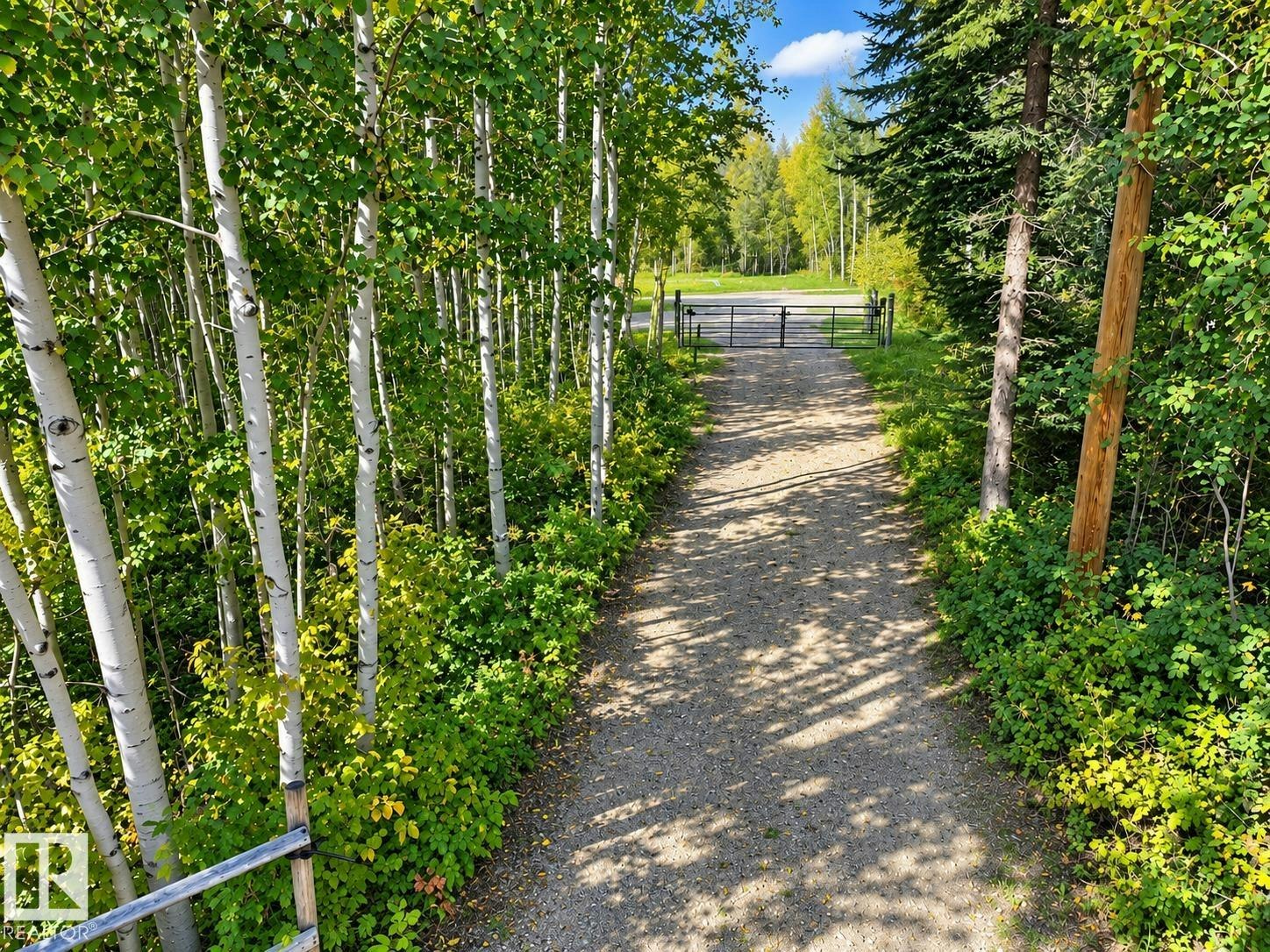 21566 Twp Road 520, Rural Strathcona County, AB, T8E 1E5
